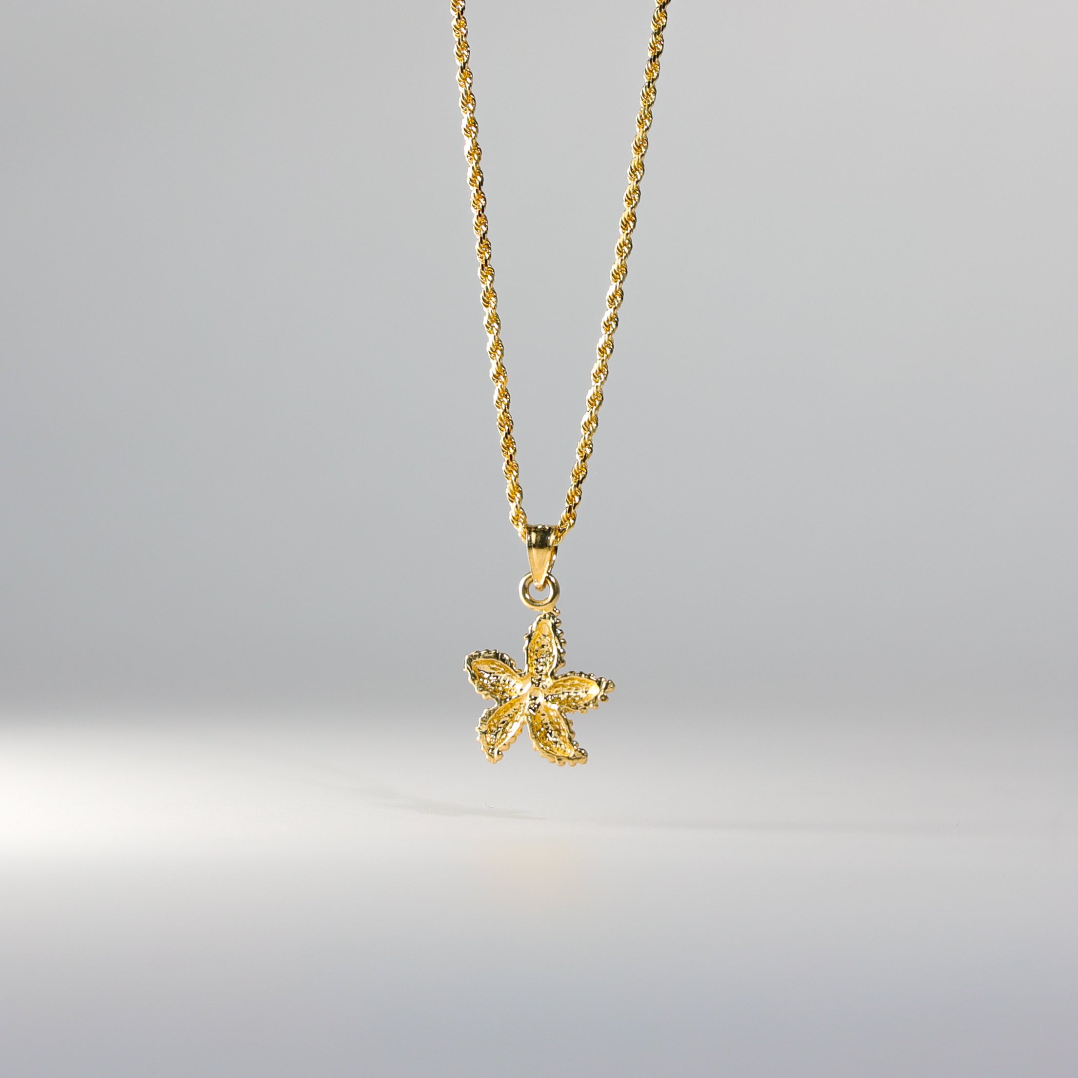 Gold Starfish Pendant Model-1689 - Charlie & Co. Jewelry