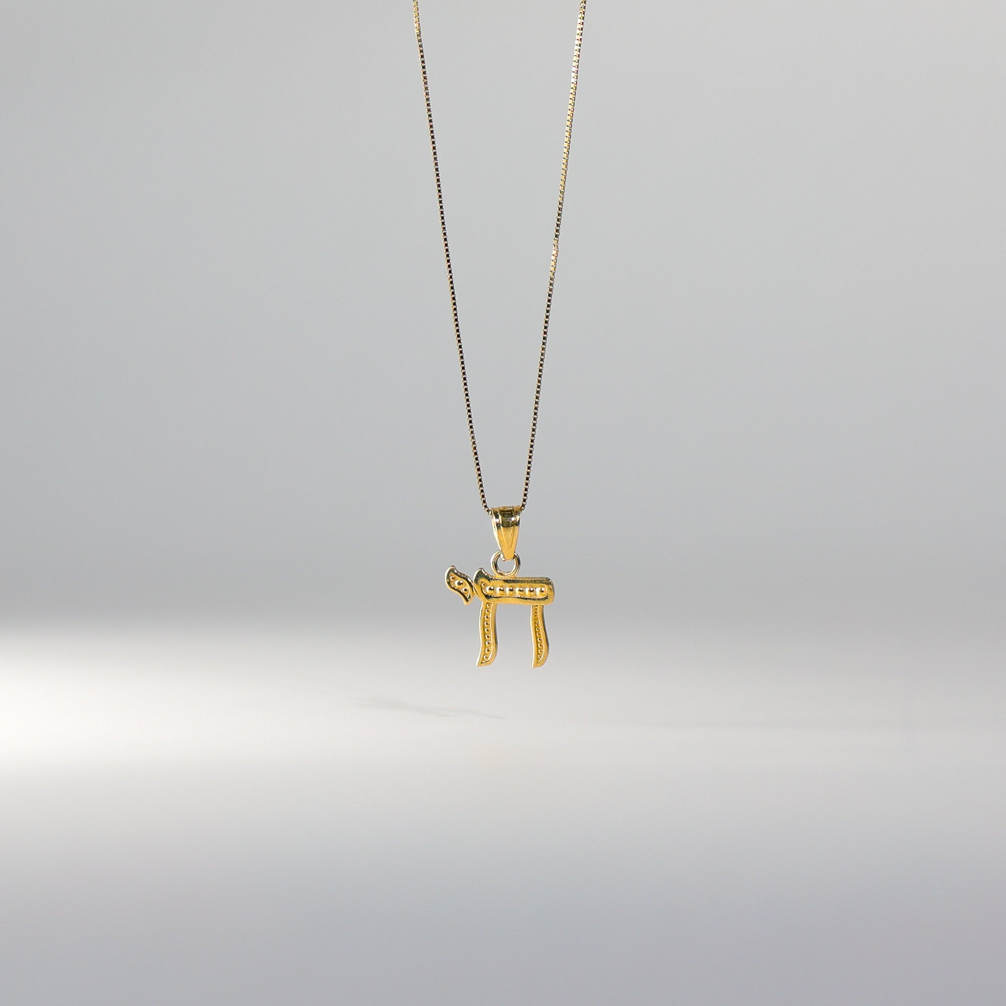Gold Small Jewish Chai Pendant Model-1511 - Charlie & Co. Jewelry