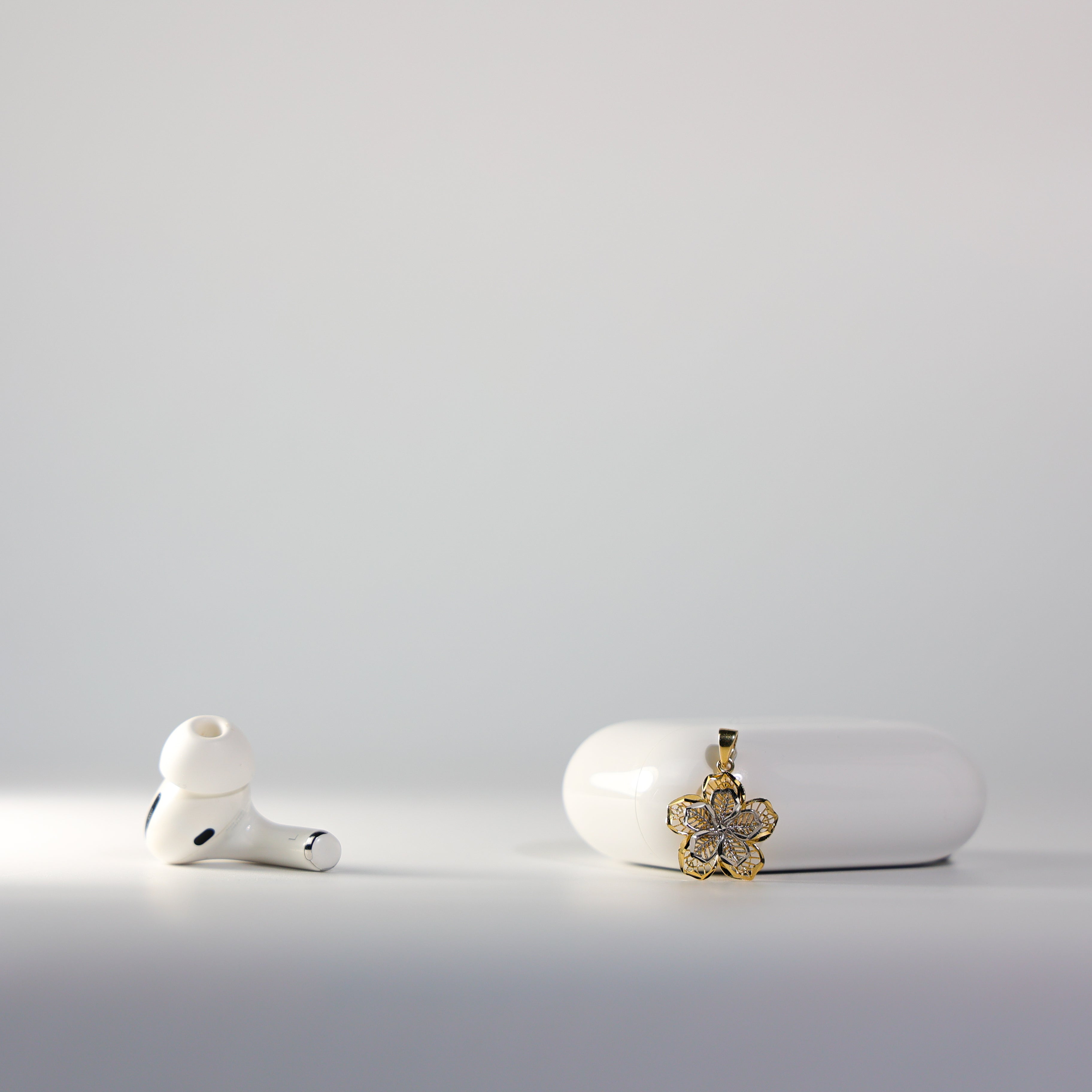 Gold Filigree Flower Pendant Model-2362 - Charlie & Co. Jewelry