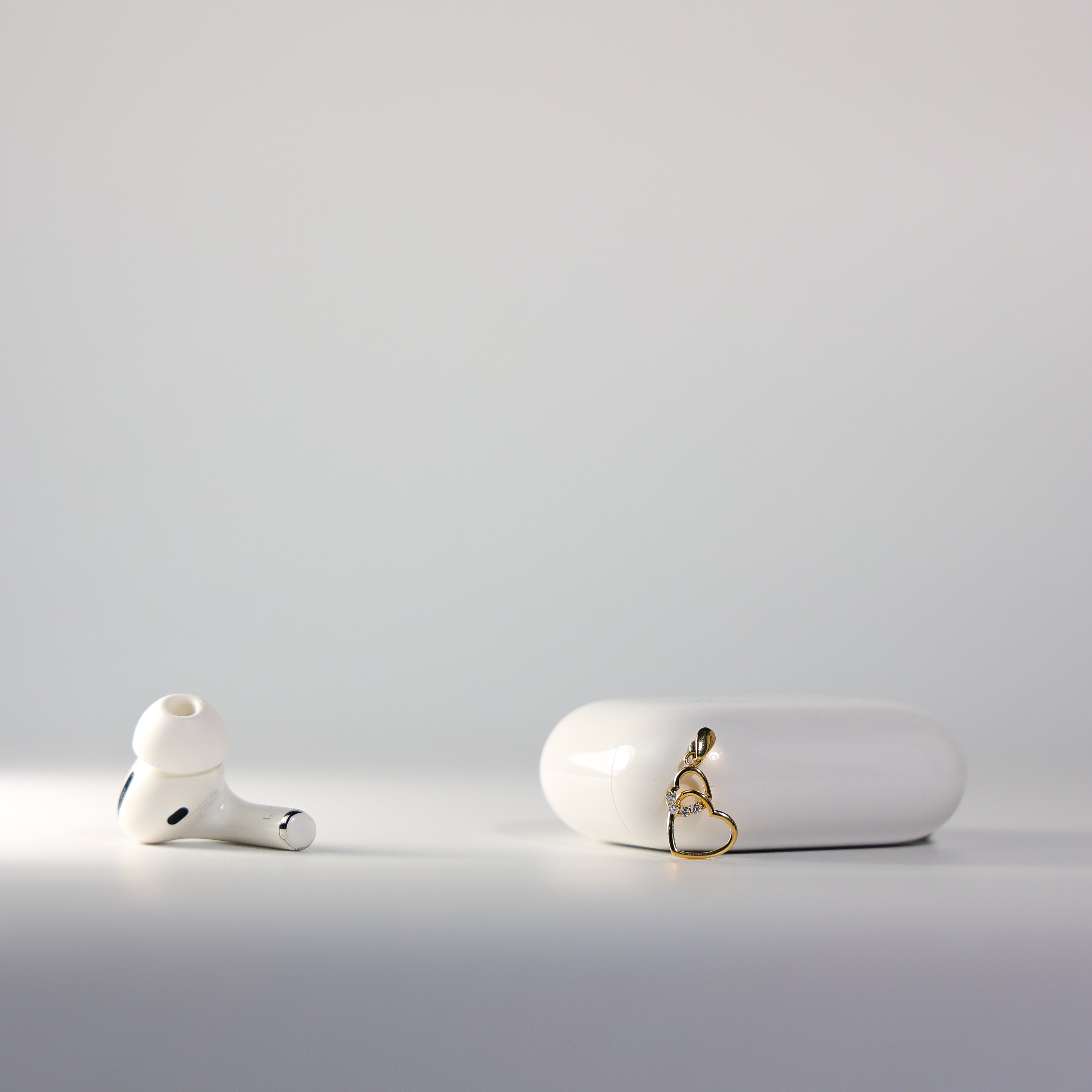 Gold Interlocking Hearts Pendant Model-591 - Charlie & Co. Jewelry