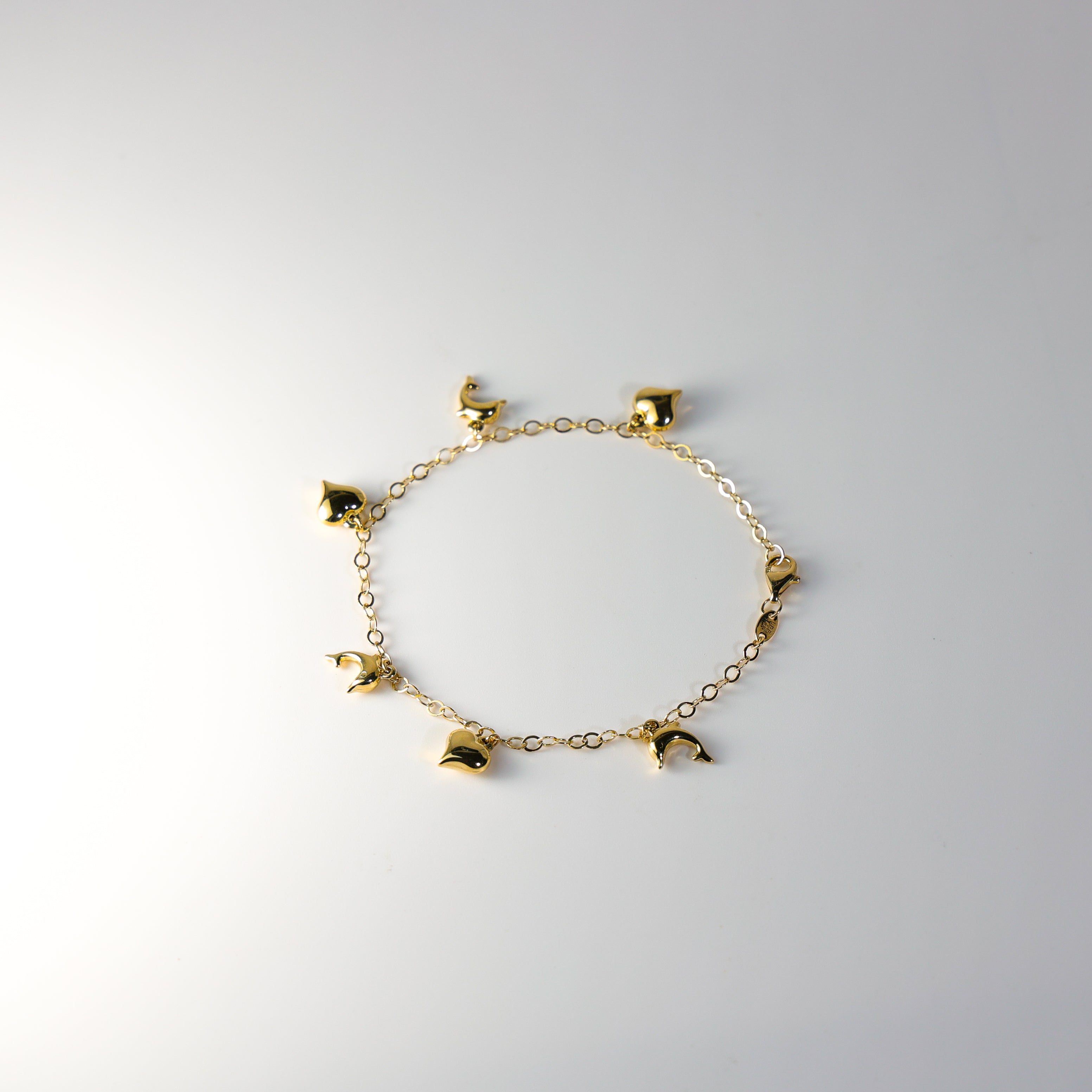 14K Gold Dolphin And Heart Bracelet Model-AB0771 - Charlie & Co. Jewelry