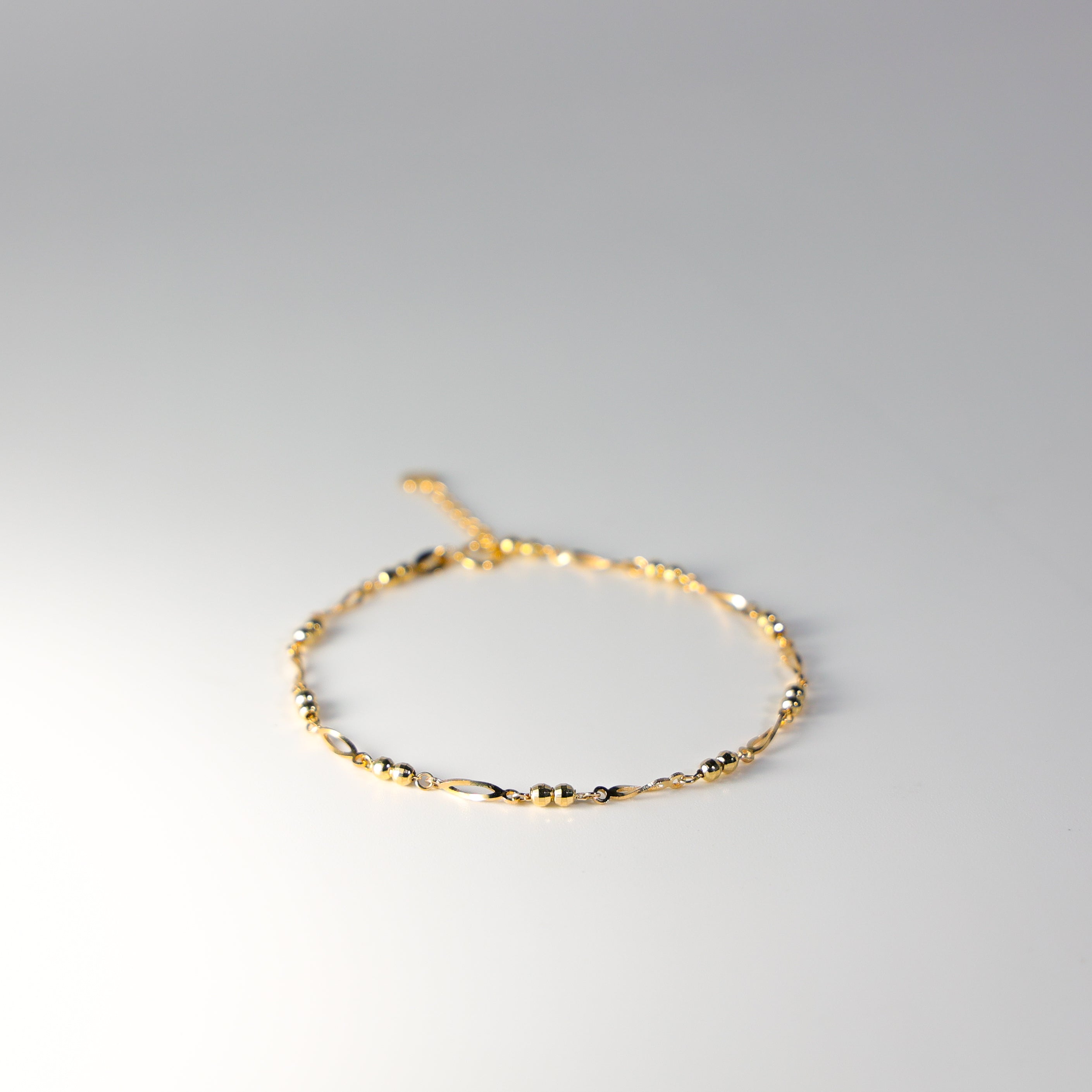 14K Gold Fancy Bracelet Model-AB0194 - Charlie & Co. Jewelry
