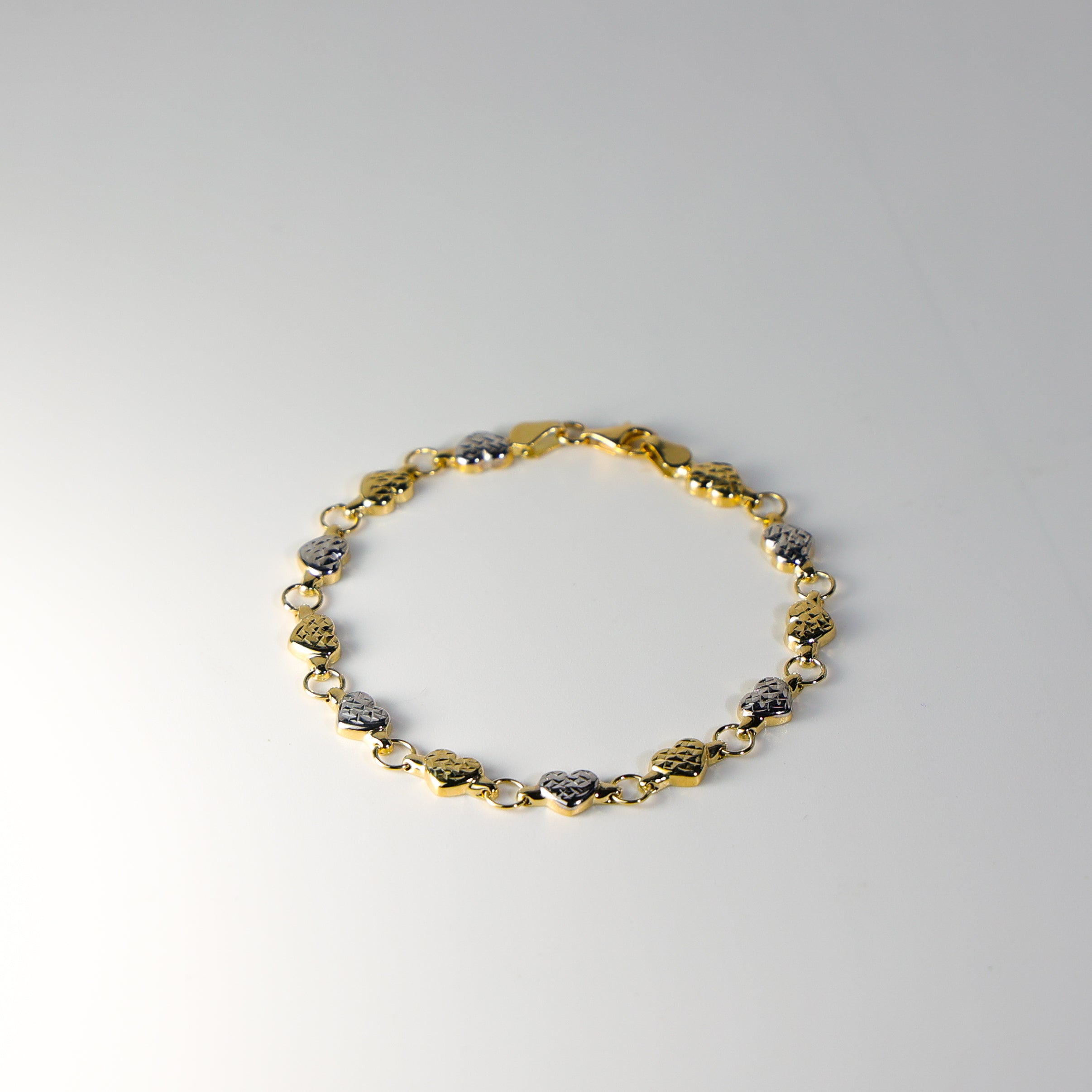 14K Gold Stampato Heart Bracelet Model-AB0265 - Charlie & Co. Jewelry