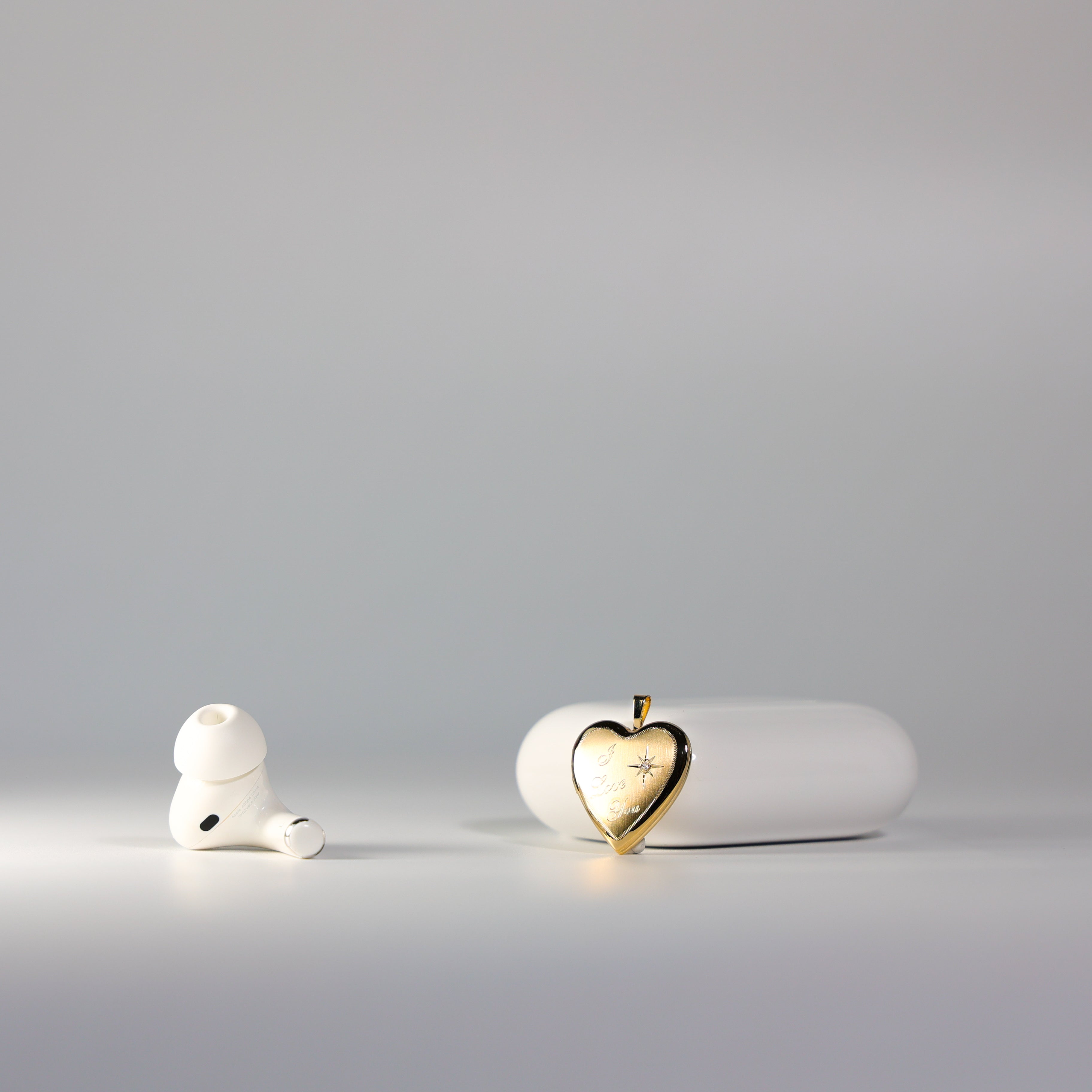 Gold Heart Locket Pendant Model-2029 - Charlie & Co. Jewelry