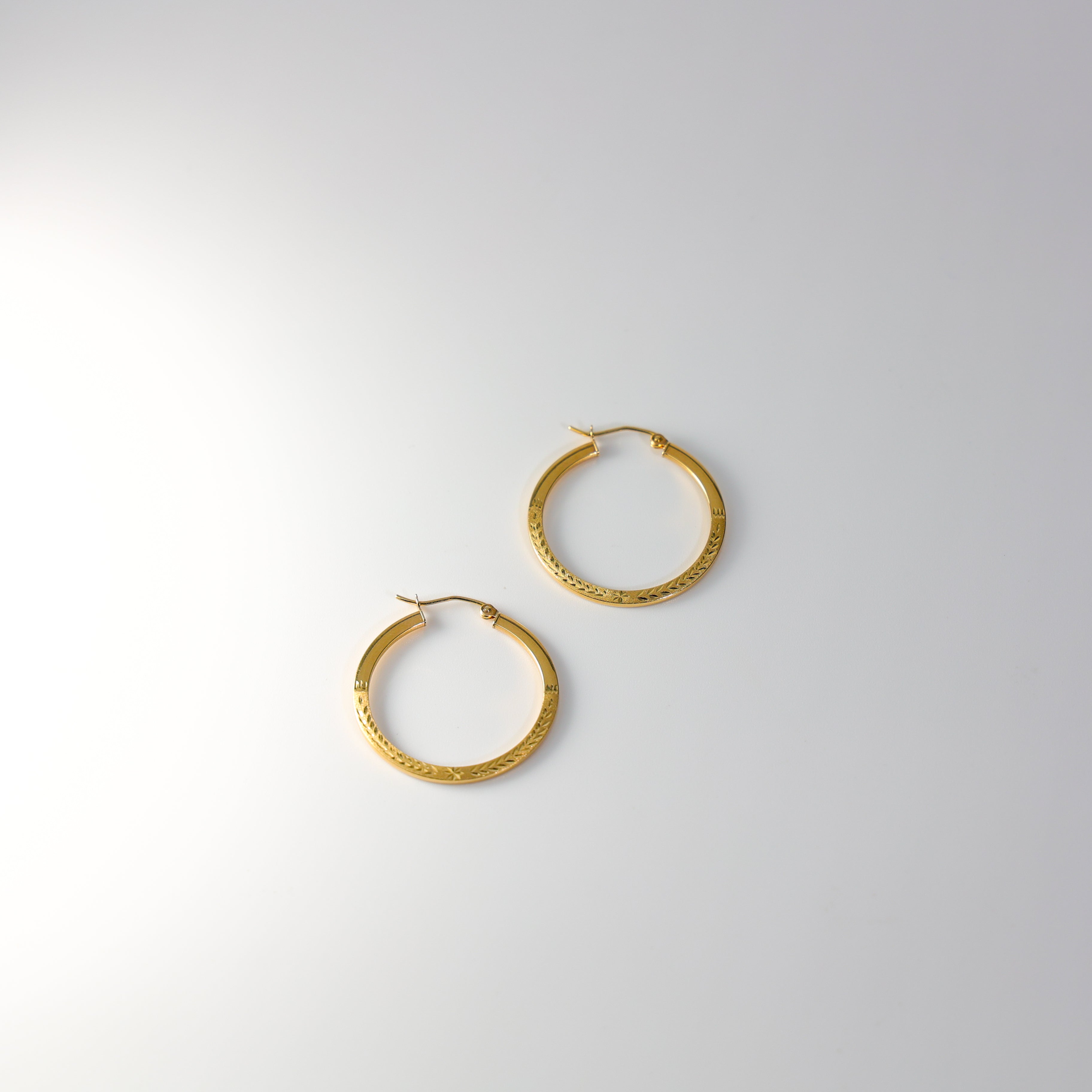 Gold Huggie Hoop Earrings 25MM Wide Model-0028 - Charlie & Co. Jewelry