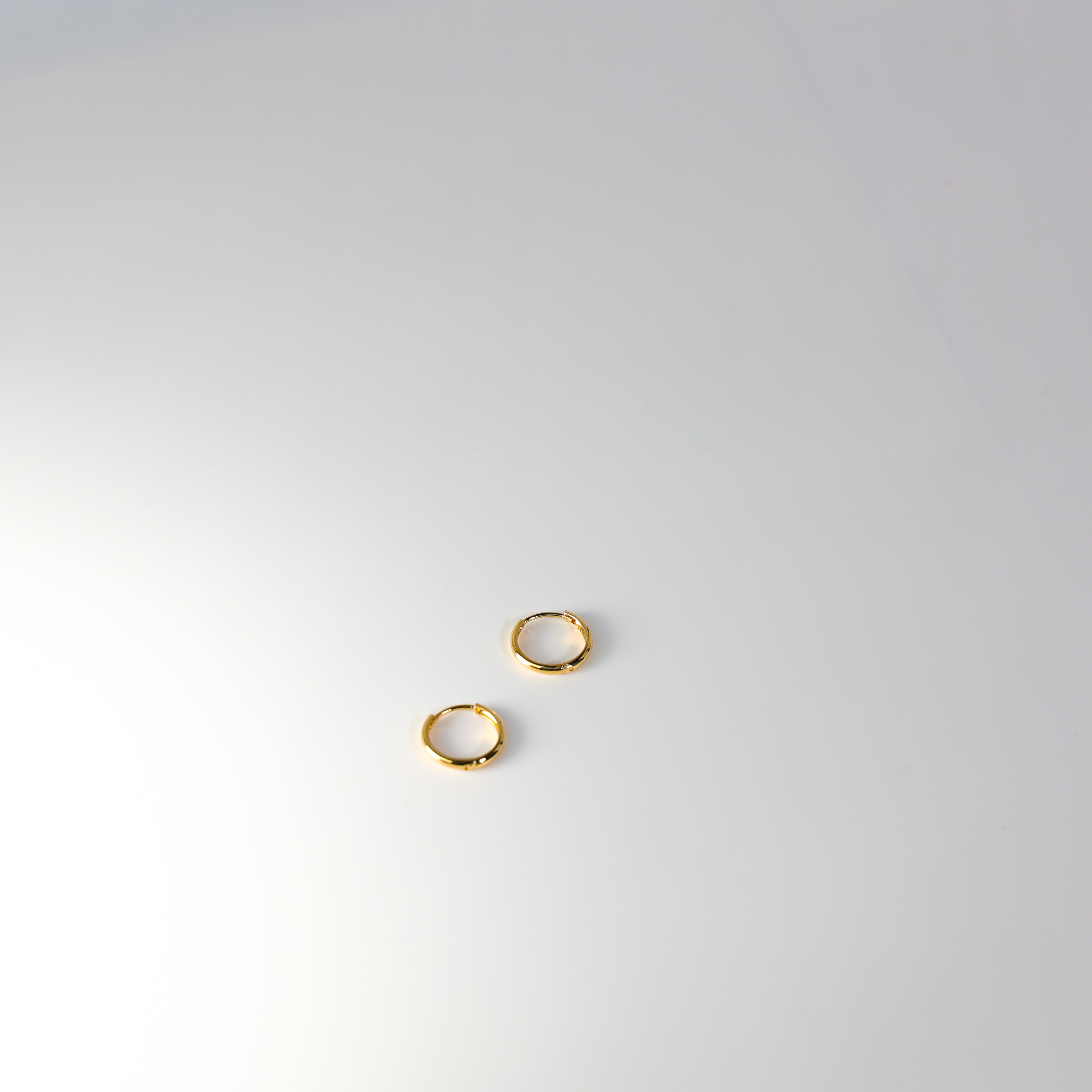 Gold Huggie Hoop Earrings 13MM Wide Model-225 - Charlie & Co. Jewelry