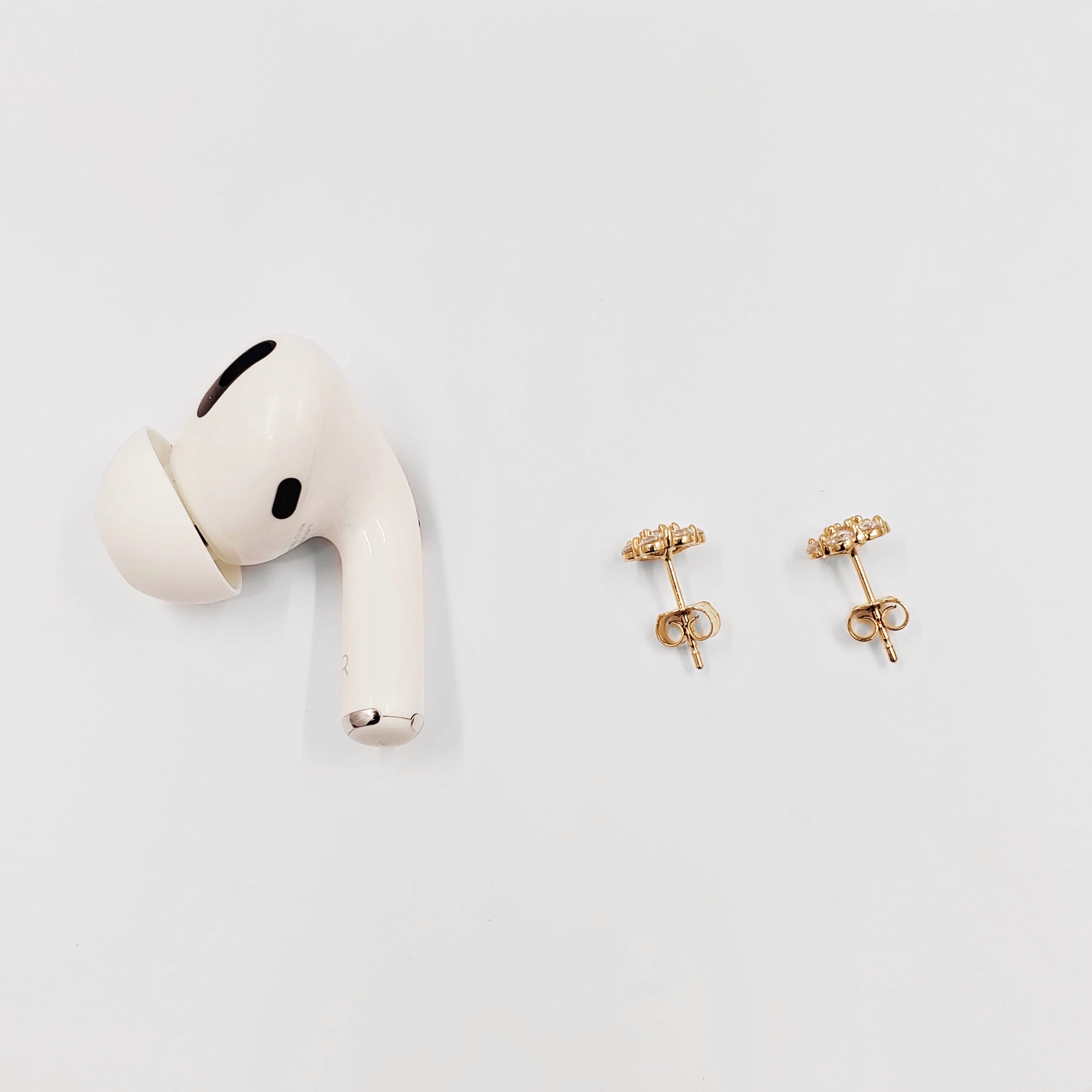 Flower Post Earrings - ChaiCoJewelry