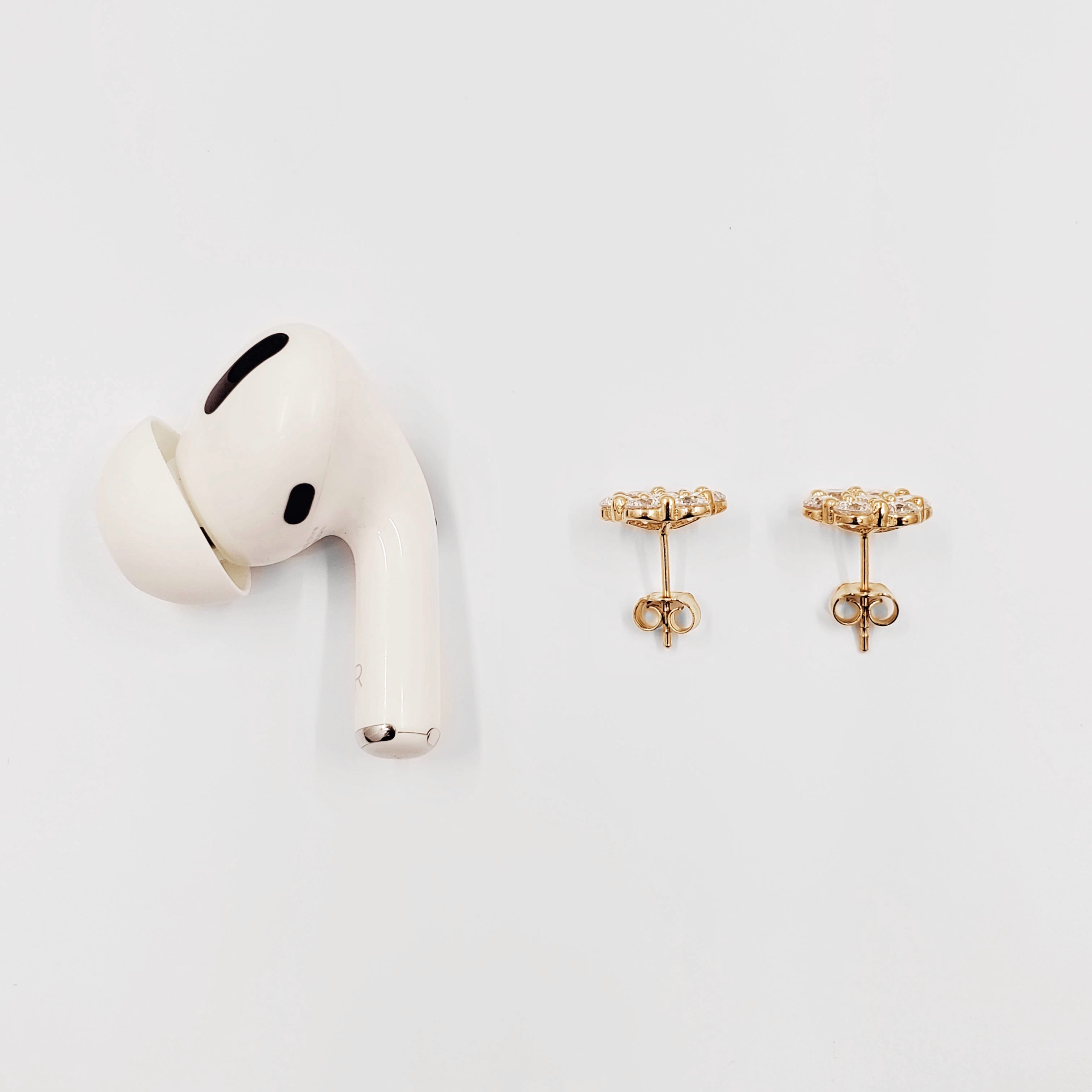 Flower Post Earrings - ChaiCoJewelry