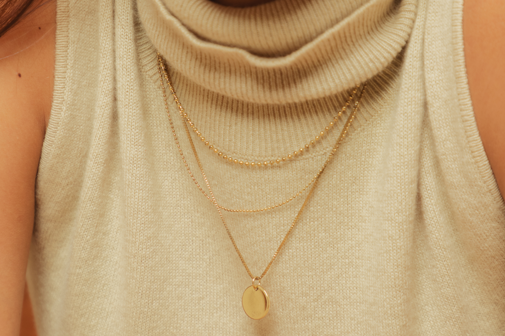 Why Gold Pendants Should be on Your Shopping Wish List This Season