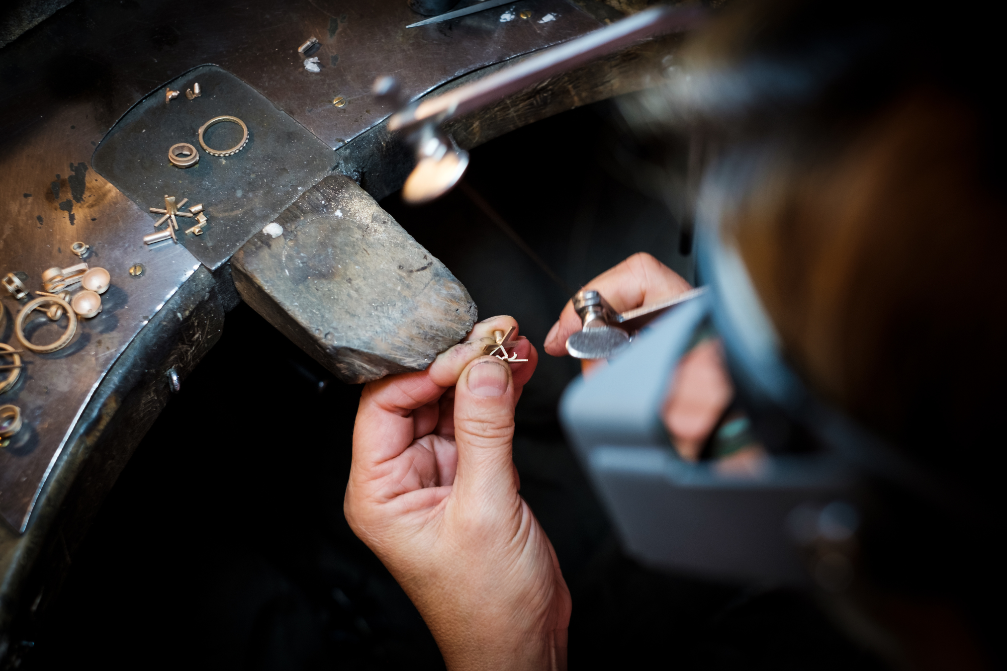 Artisanal vs. Mass-Produced Jewelry