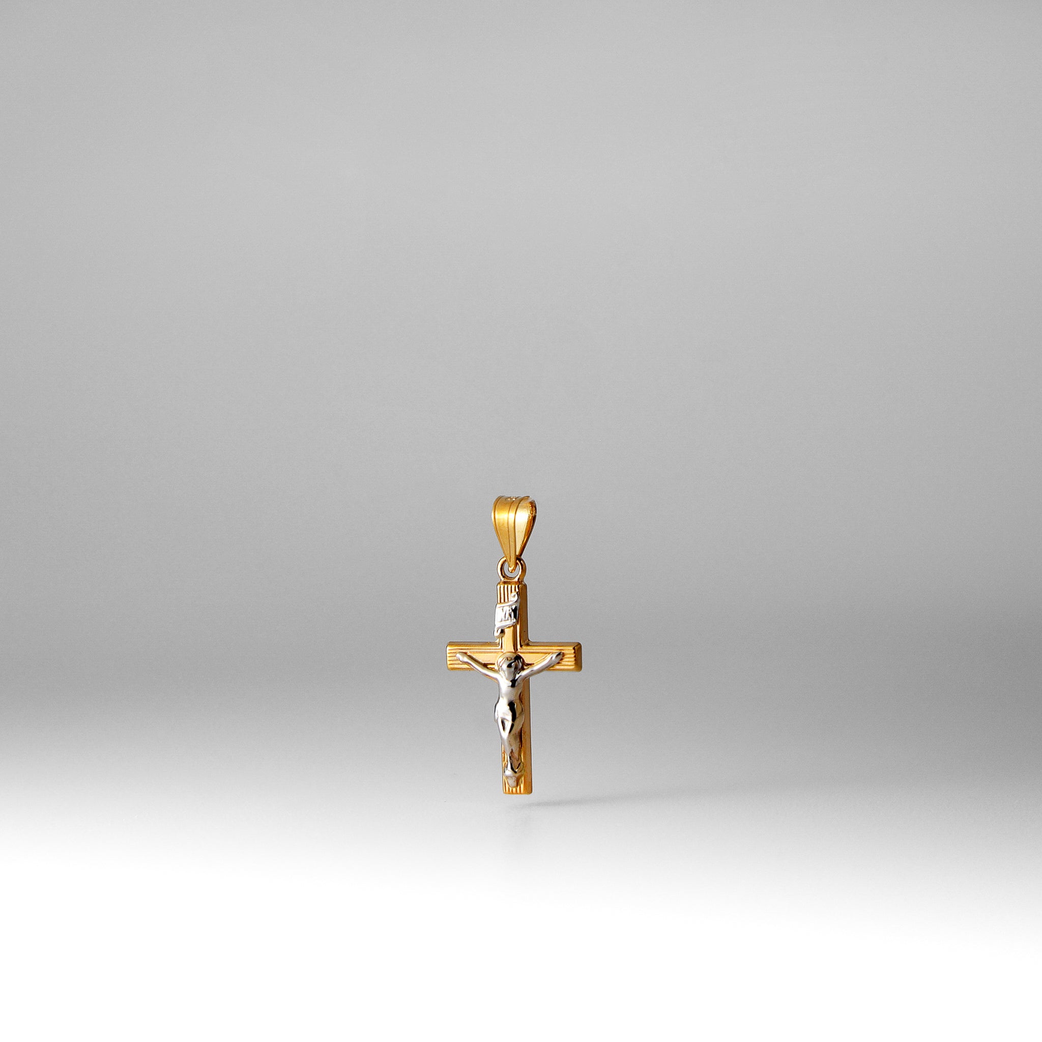 Gold Crucifix Cross Pendant - Model 0876