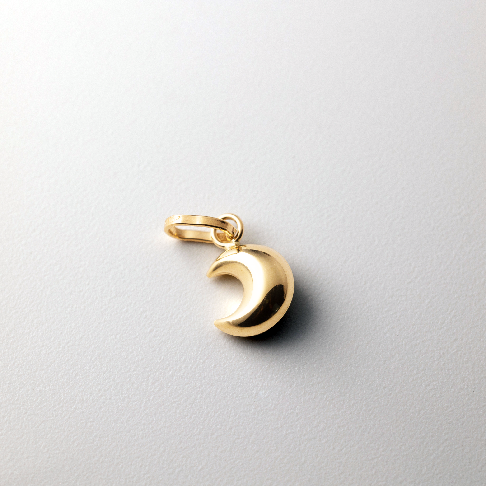 Gold Mini Polished Puffed Moon Pendant - Charlie & Co. Jewelry