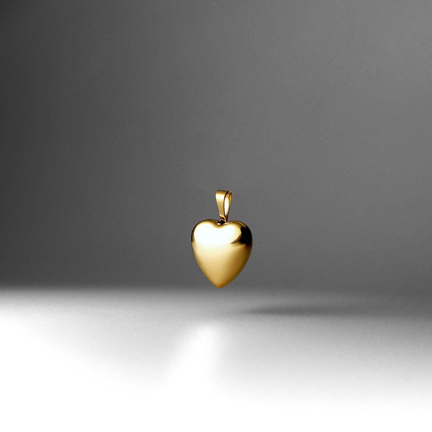 Gold Heart Locket Pendant Model-2041 - Charlie & Co. Jewelry