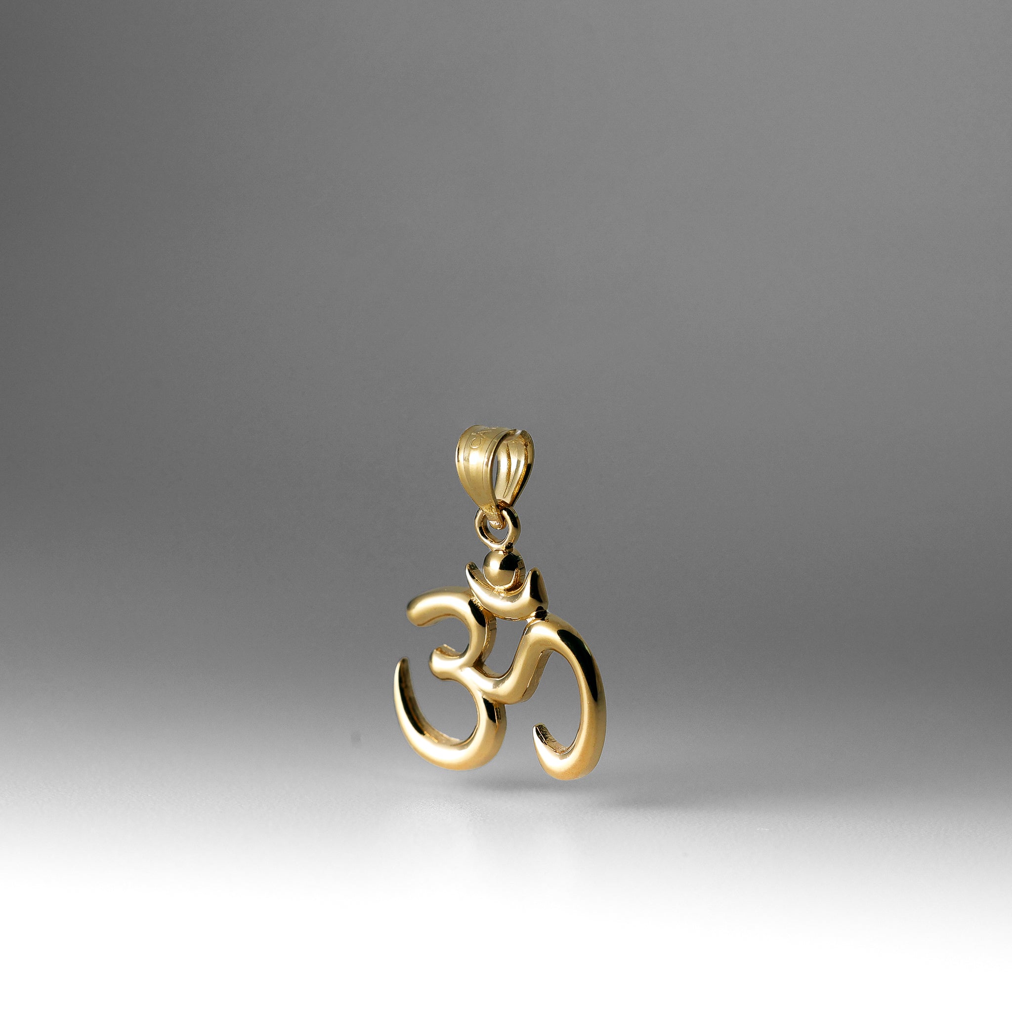 Gold Polished Om Charm Pendant - Model K5437 - Charlie & Co. Jewelry