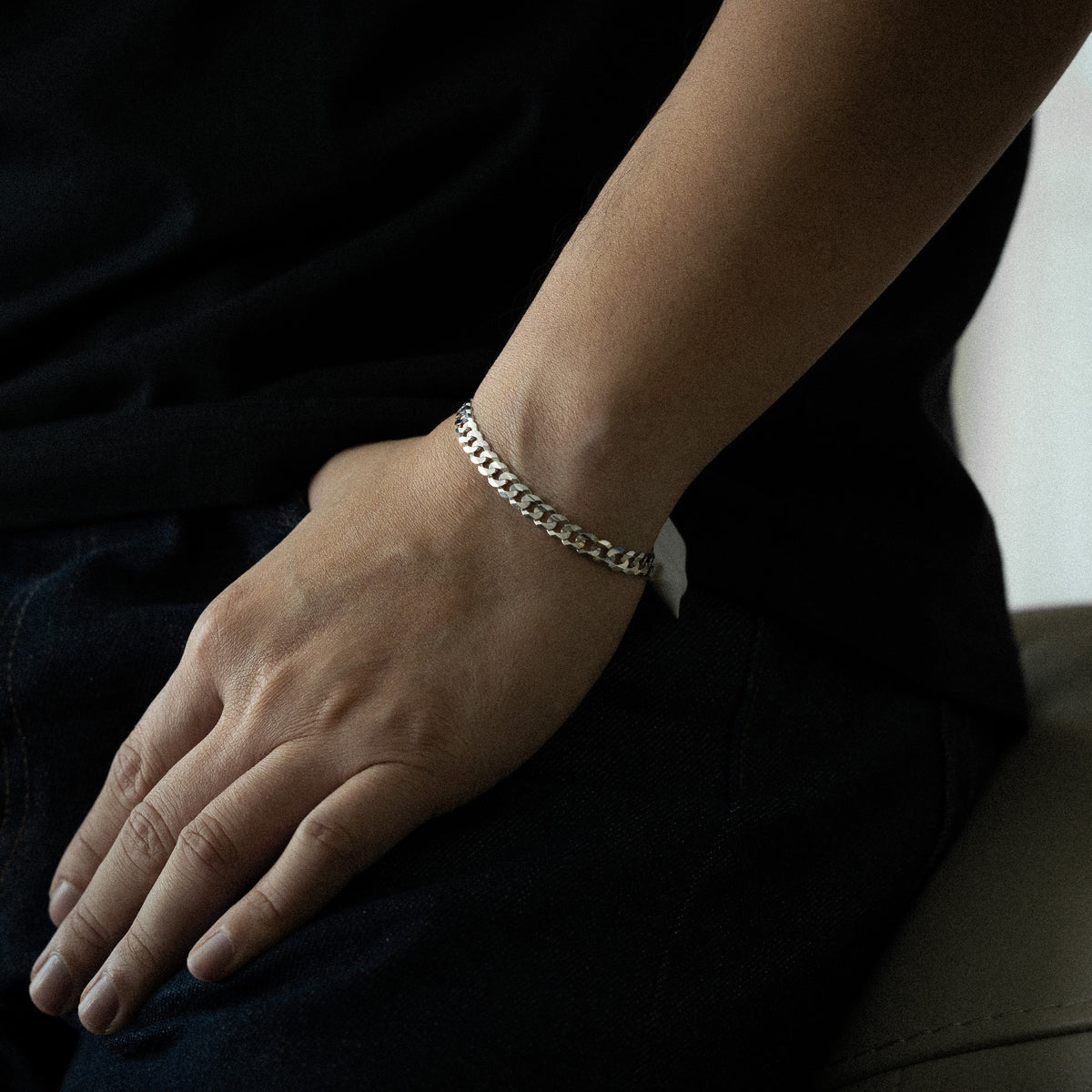 14k 5.9mm White Gold Concave Cuban 8 Inch Bracelet - Model CH-0347