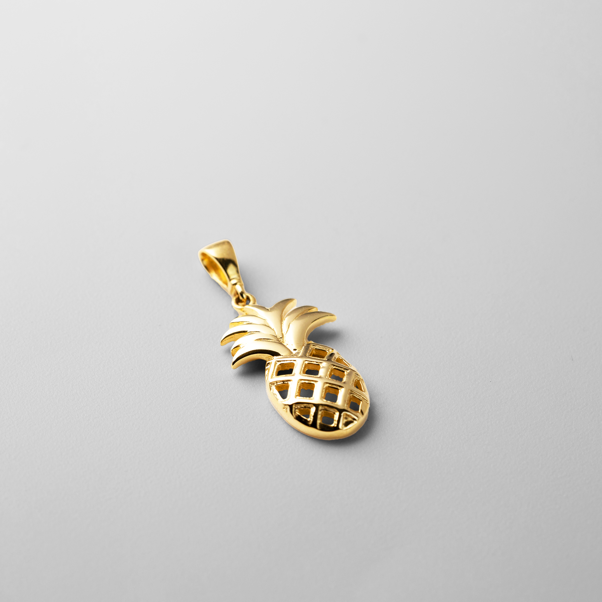 Gold Pineapple Pendant Necklace - Model PT3120