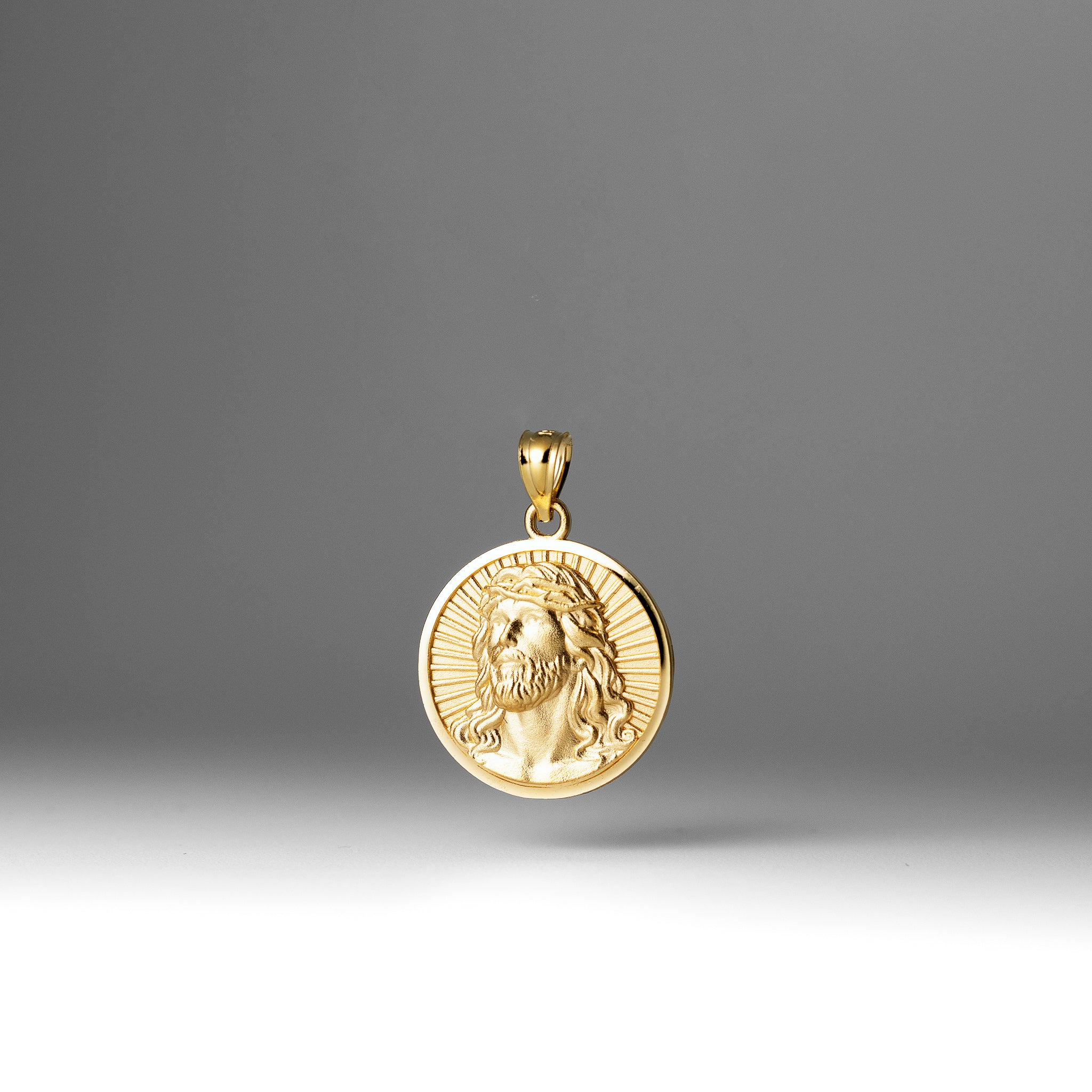 Gold Round Medal Jesus Pendant Necklace – Model PT3236