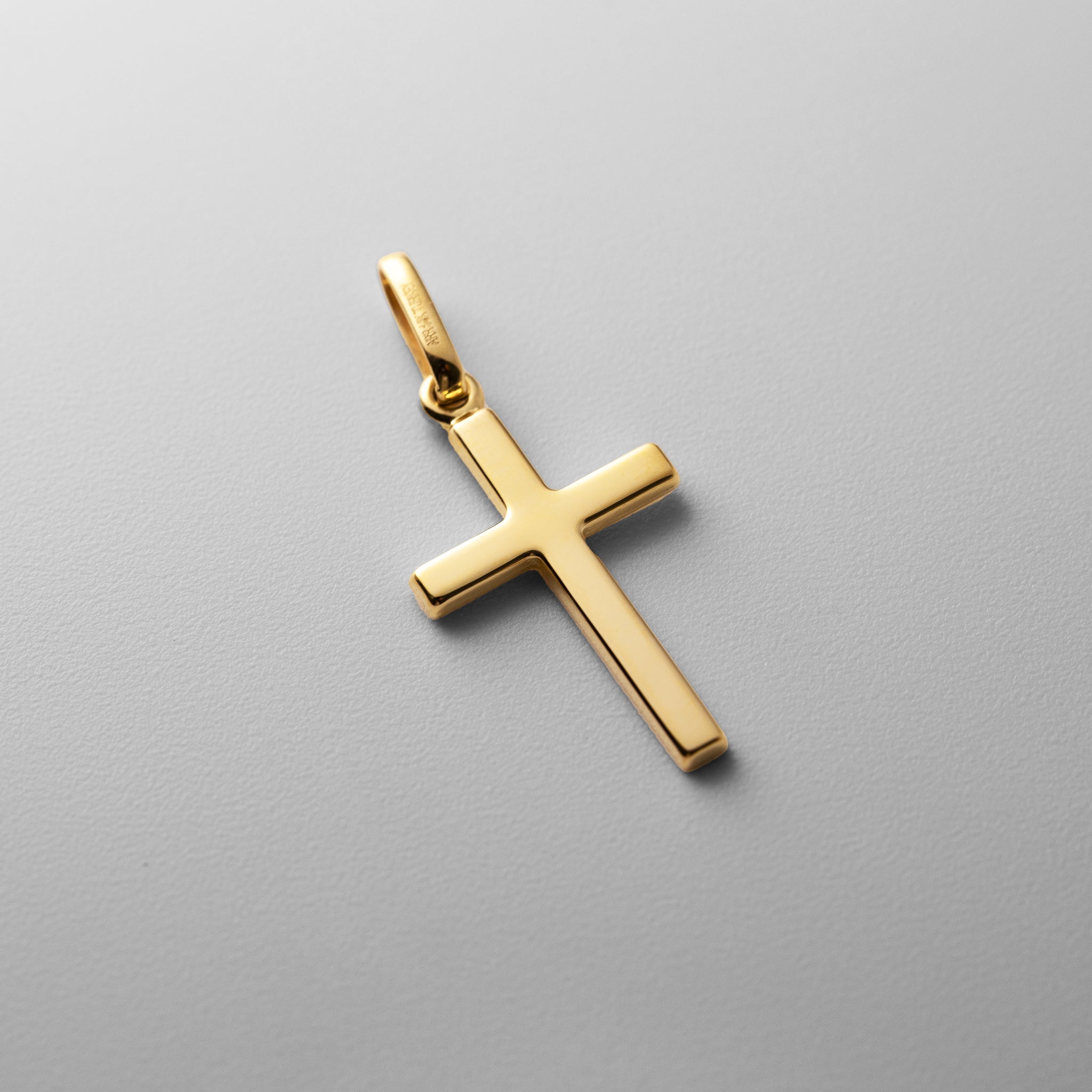 Gold Classic Plain Cross Pendant Necklace - Model K1171