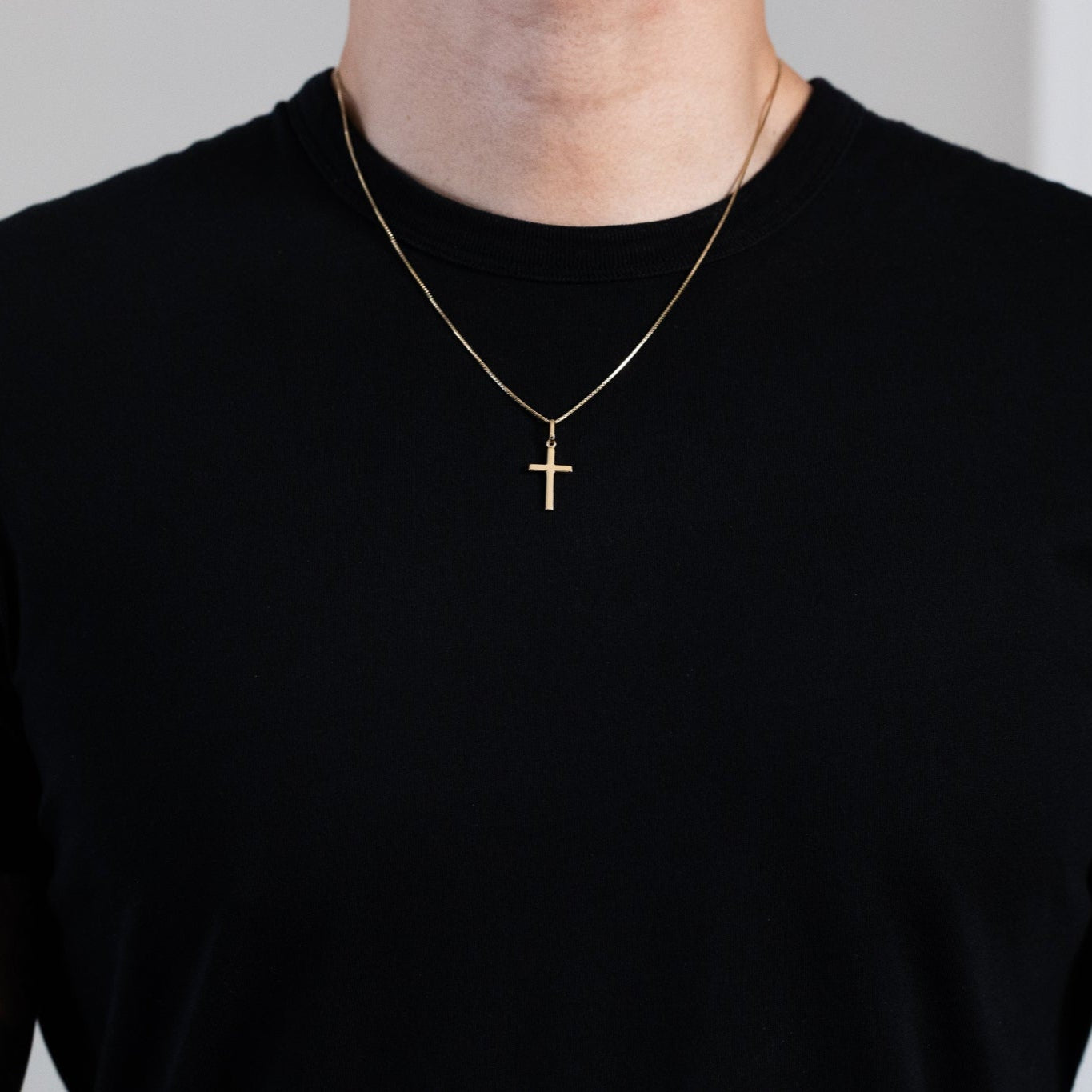 Gold Classic Plain Cross Pendant - Model K1171