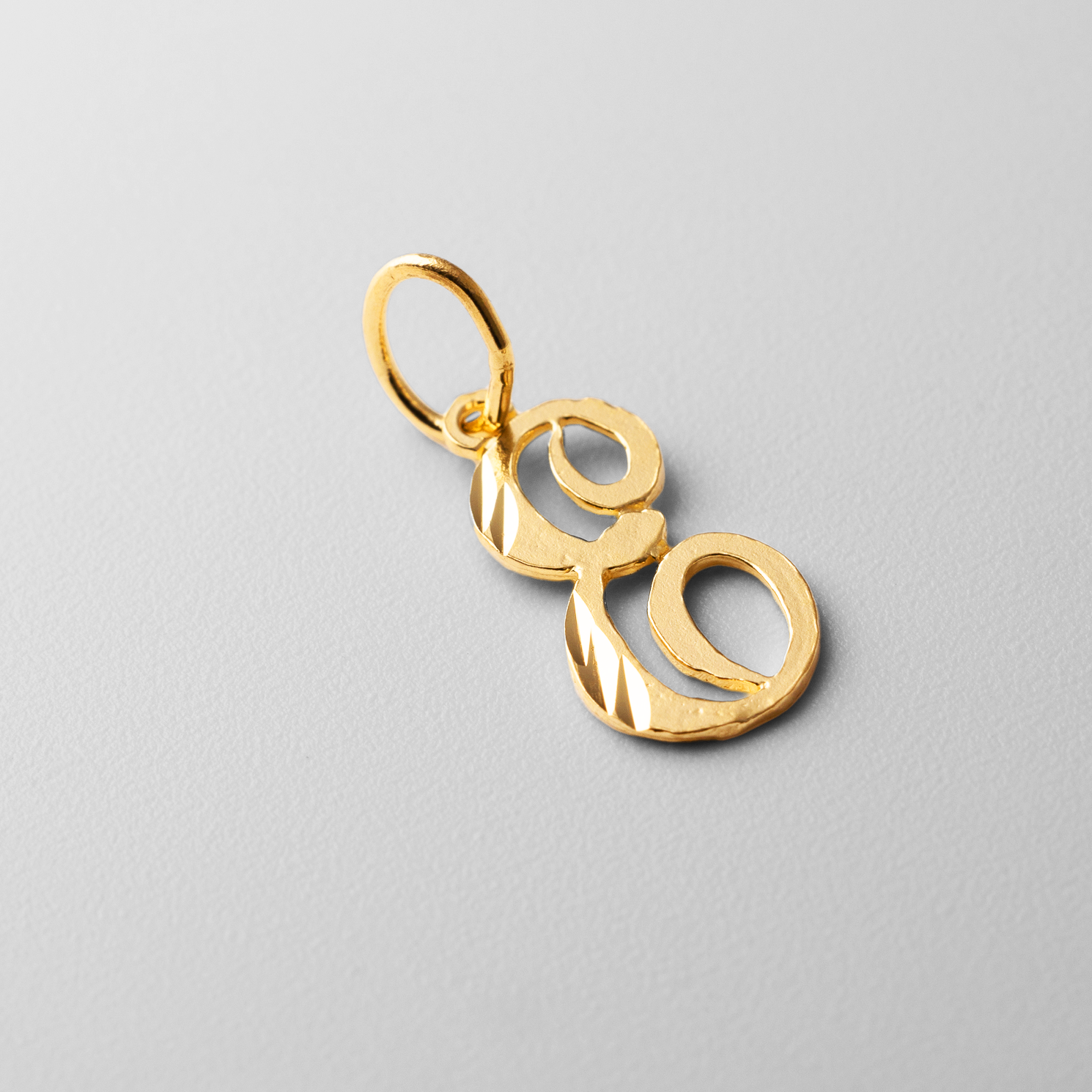 Charlie & Co. Jewelry | Calligraphy Script Letter E Gold Pendant ...