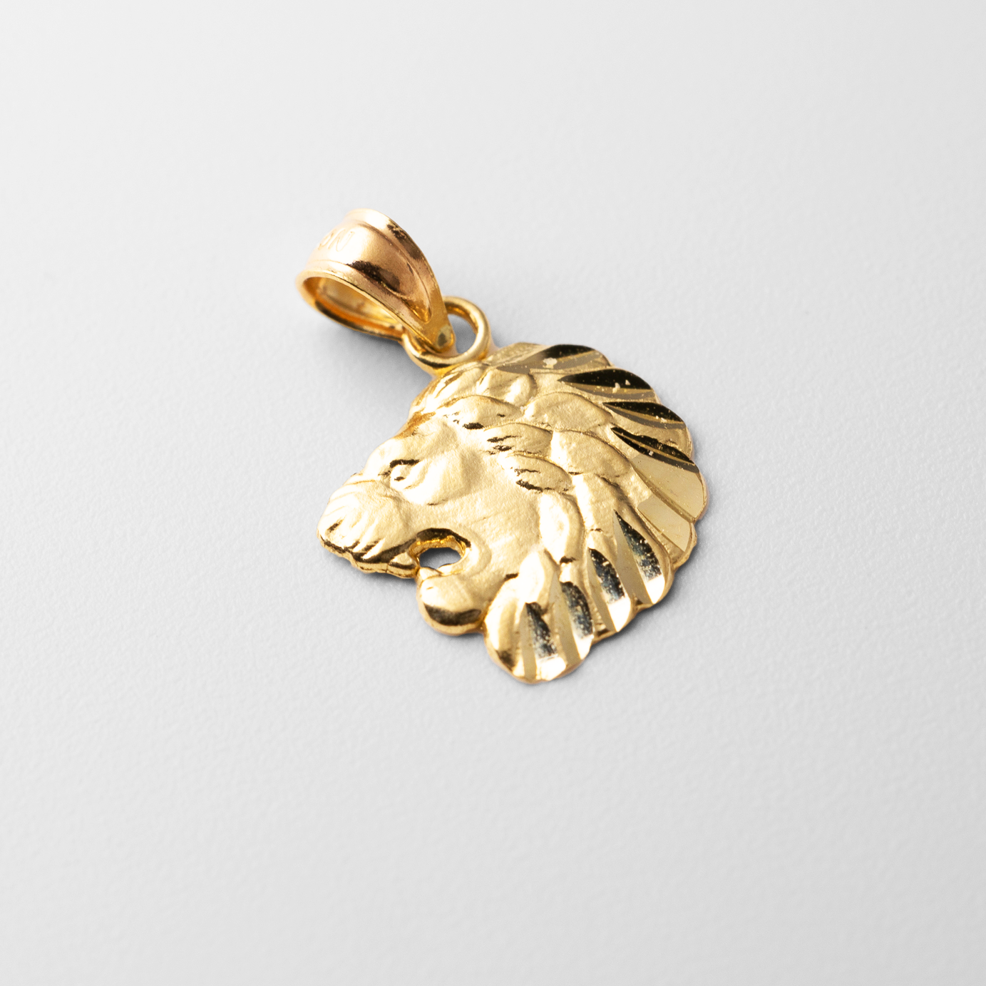 Gold Lion Head Pendant Model-1621 - Charlie & Co. Jewelry