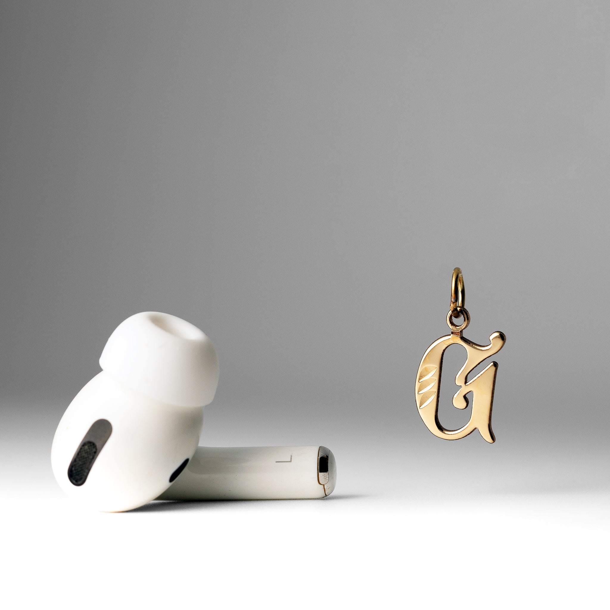 Gold Elegant Letter 'G' Charm  Model-C4833 - Charlie & Co. Jewelry