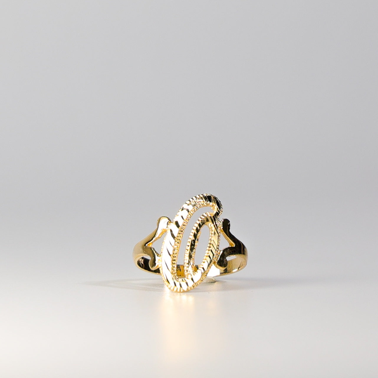 14K Gold Cursive Initial "O" Ring