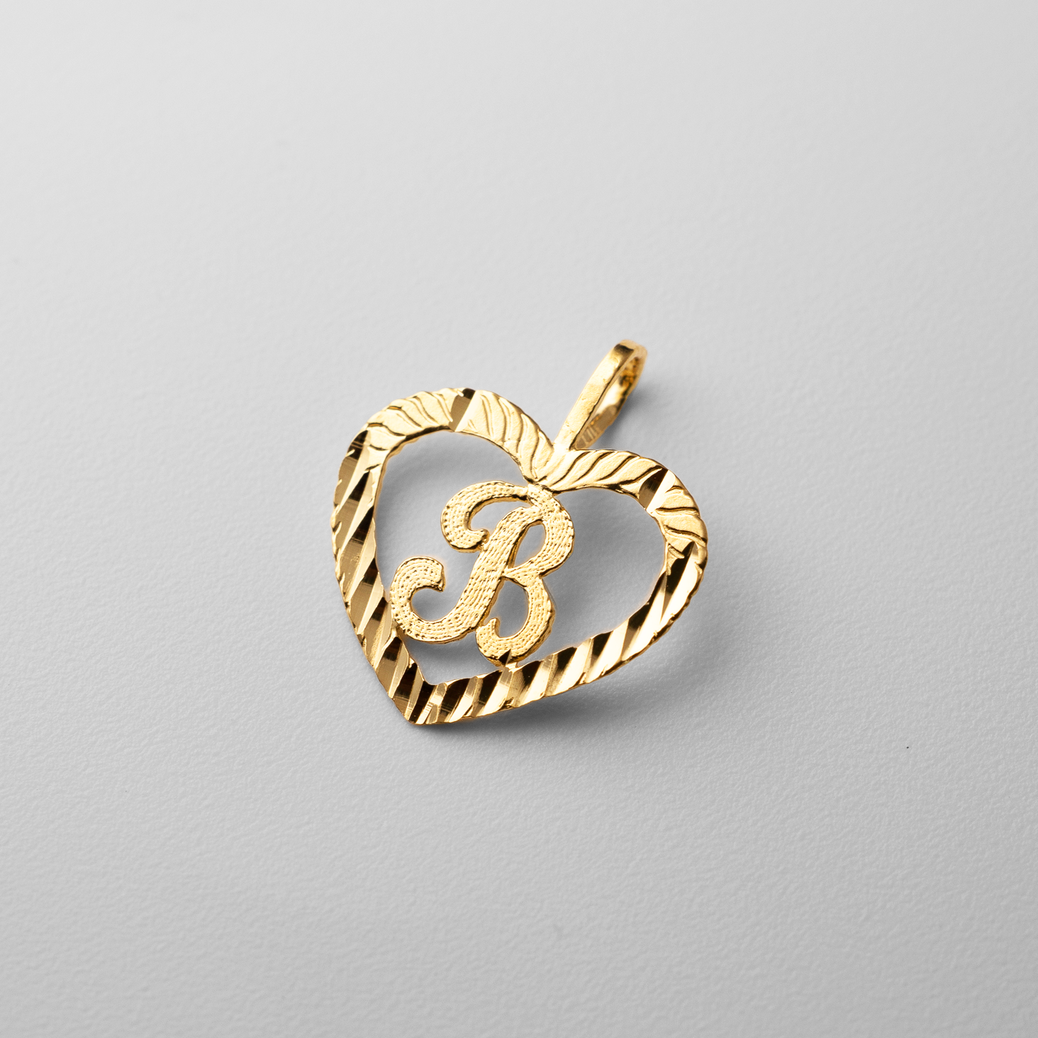 Gold Heart-Shaped Letter B Pendant | A-Z Pendants - Charlie & Co. Jewelry