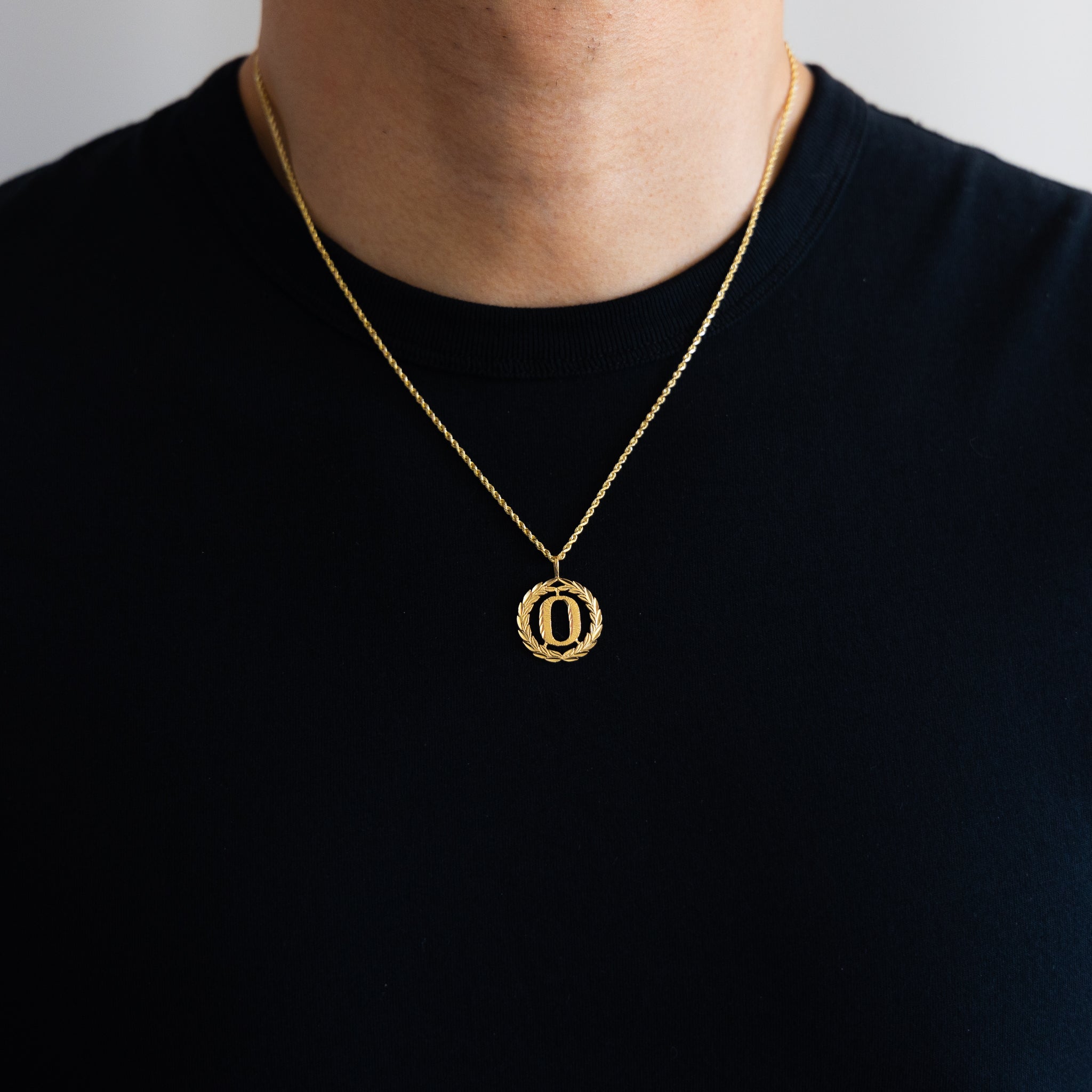 Gold Wreath O Initial Pendant | A-Z Pendants - Charlie & Co. Jewelry