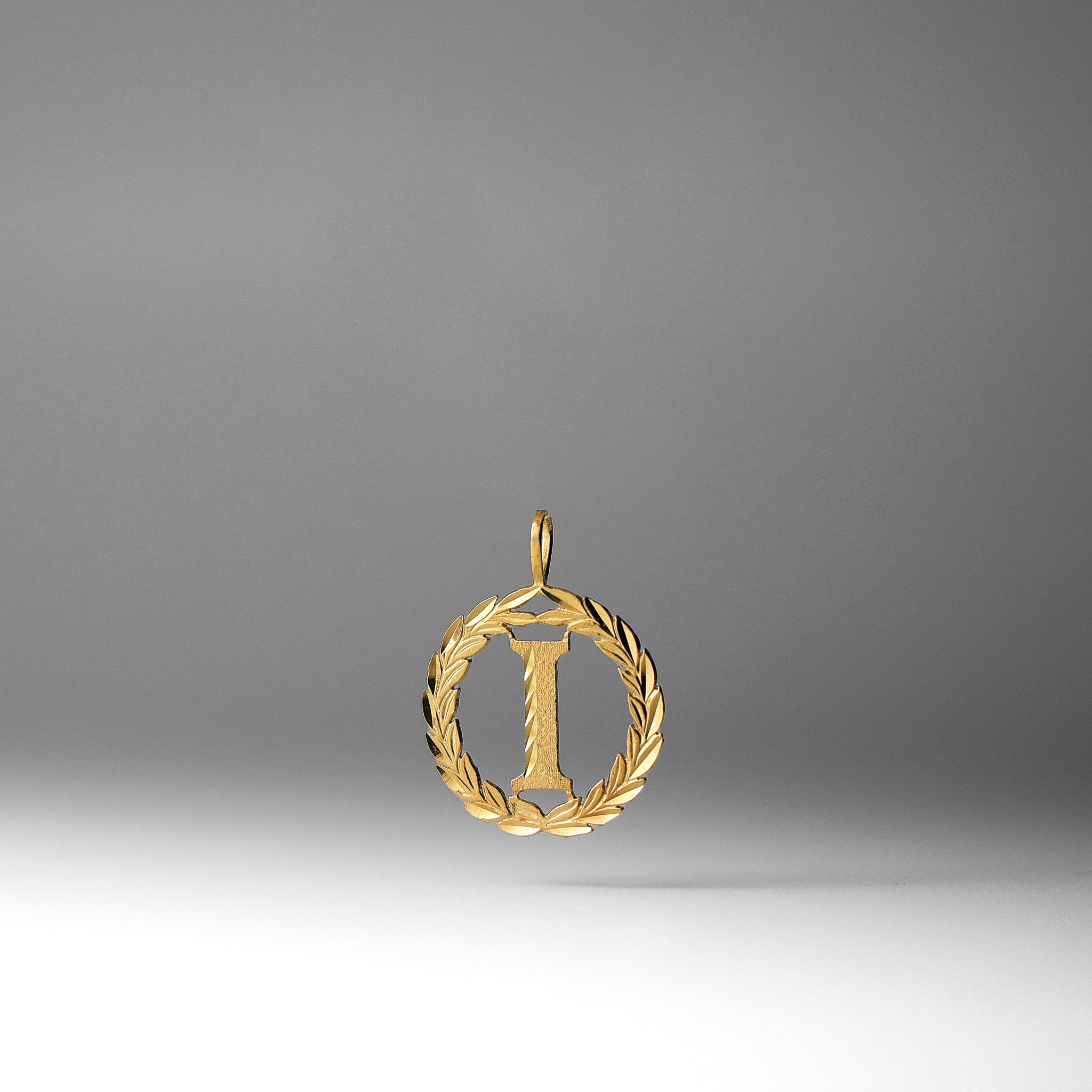 Gold Wreath I Initial Pendant | A-Z Pendants