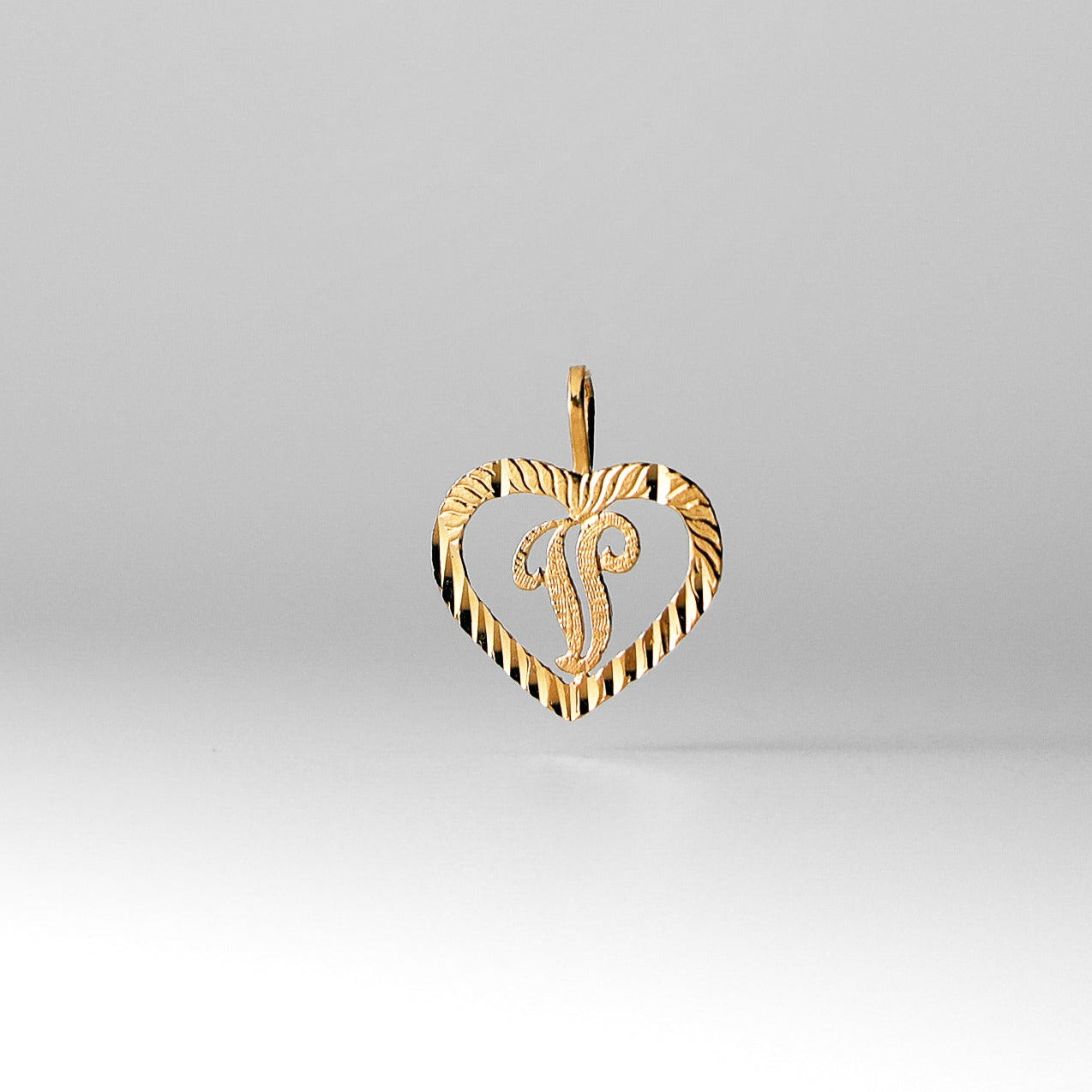 14K Gold Heart-Shaped Letter V Pendant A-Z Pendants