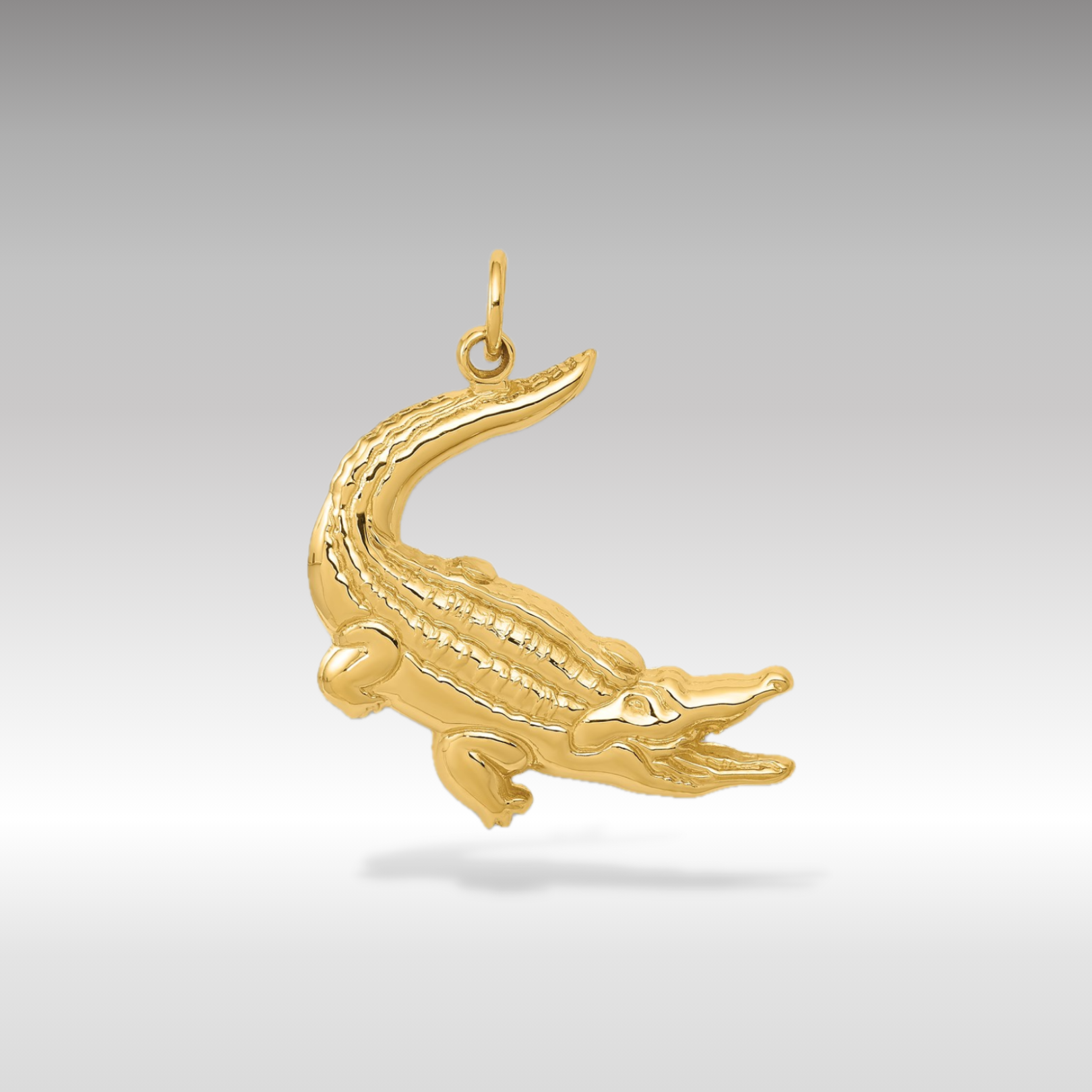14K Gold Detailed Alligator Charm Pendant - Charlie & Co. Jewelry