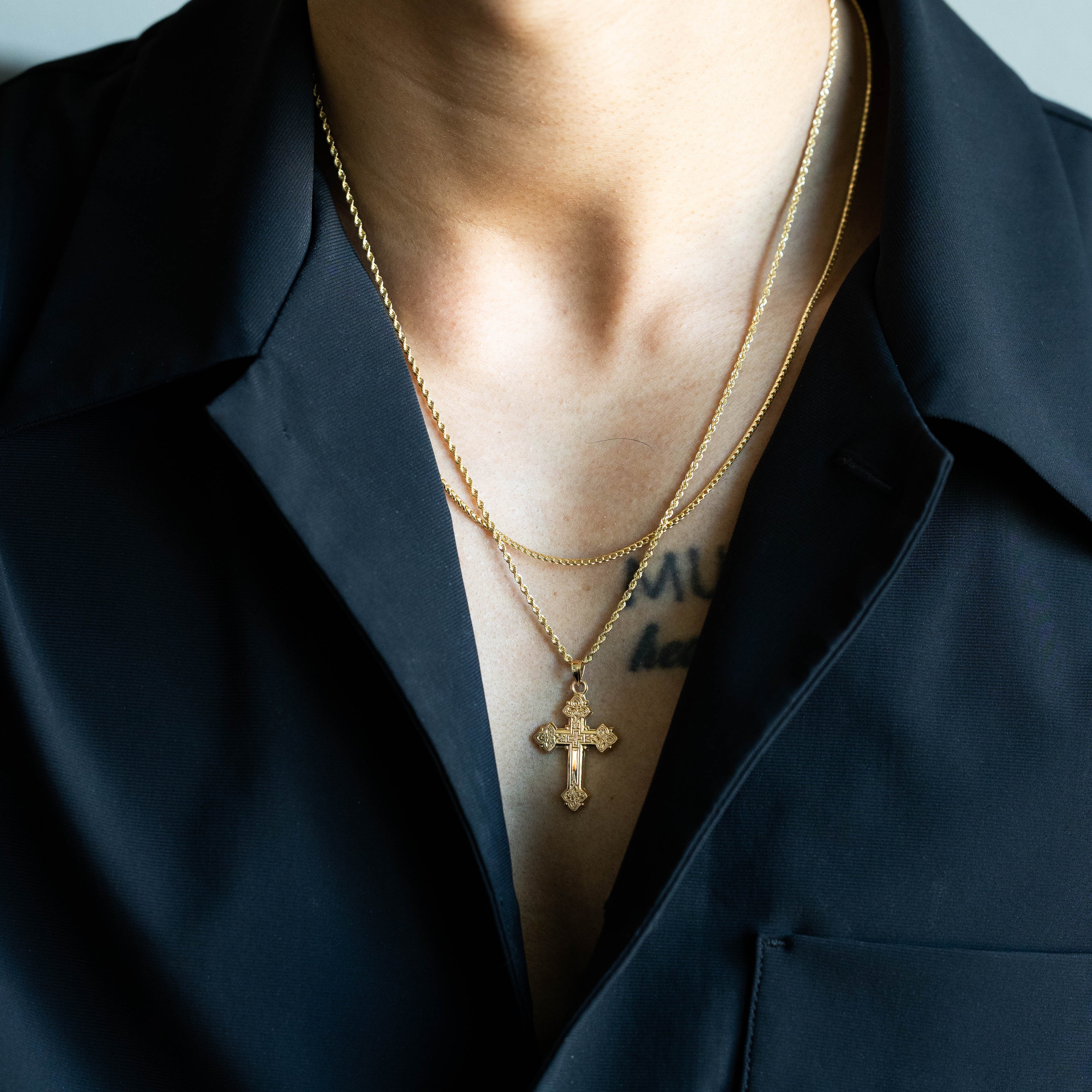 14K Gold Intricate Cross Religious Pendant - Model 883 - Charlie & Co. Jewelry