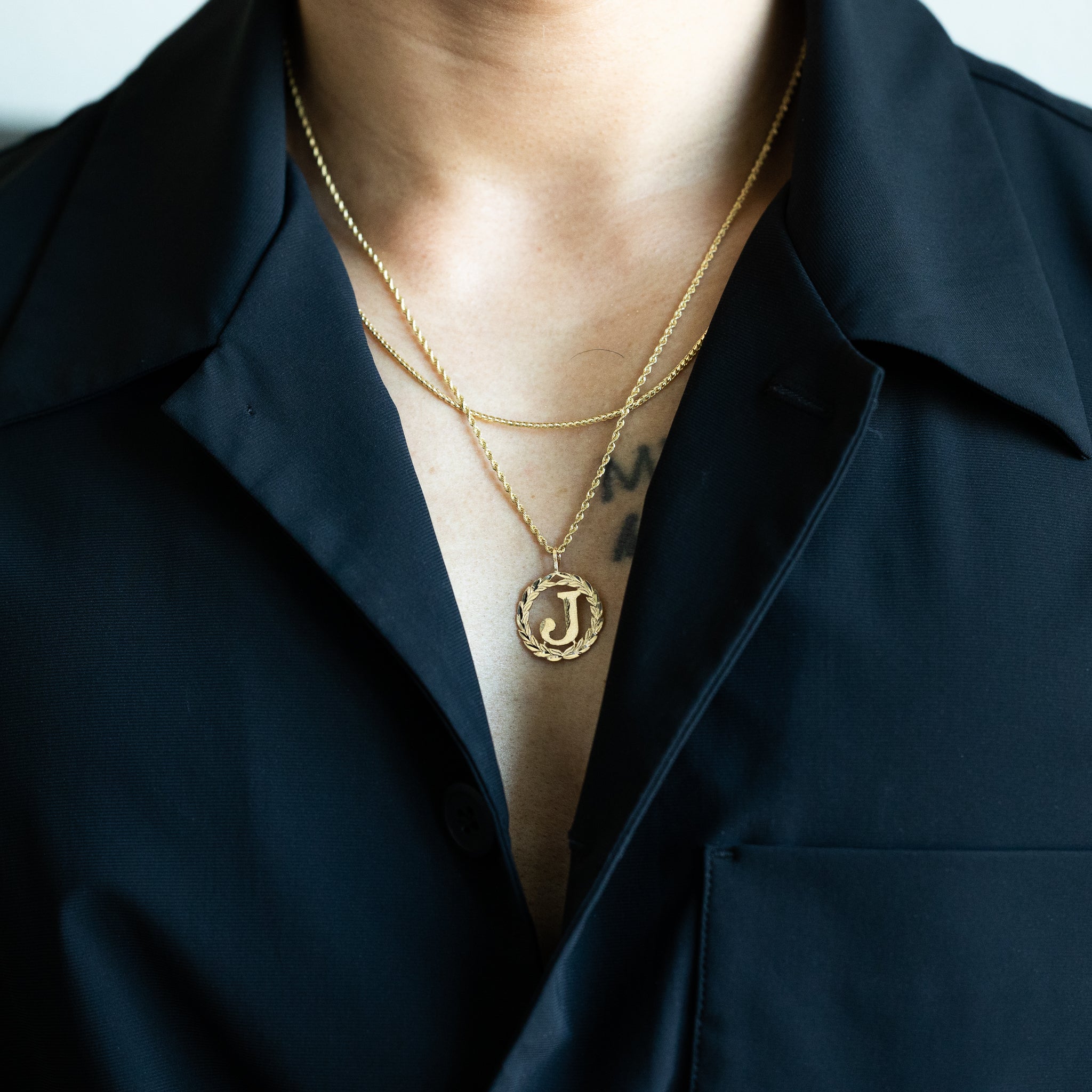 14K Gold Wreath J Initial Pendant | A-Z Pendants