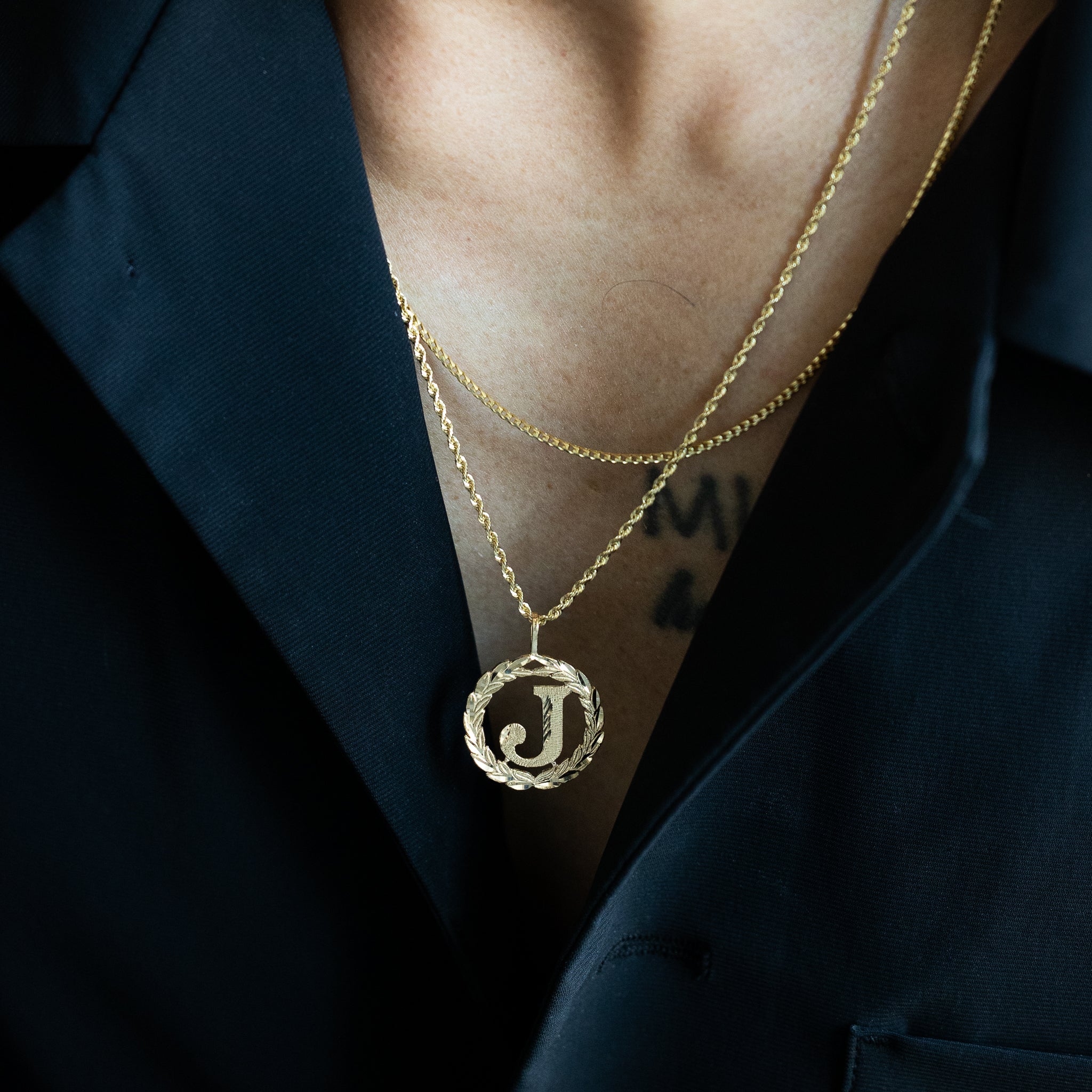 14K Gold Wreath J Initial Pendant | A-Z Pendants