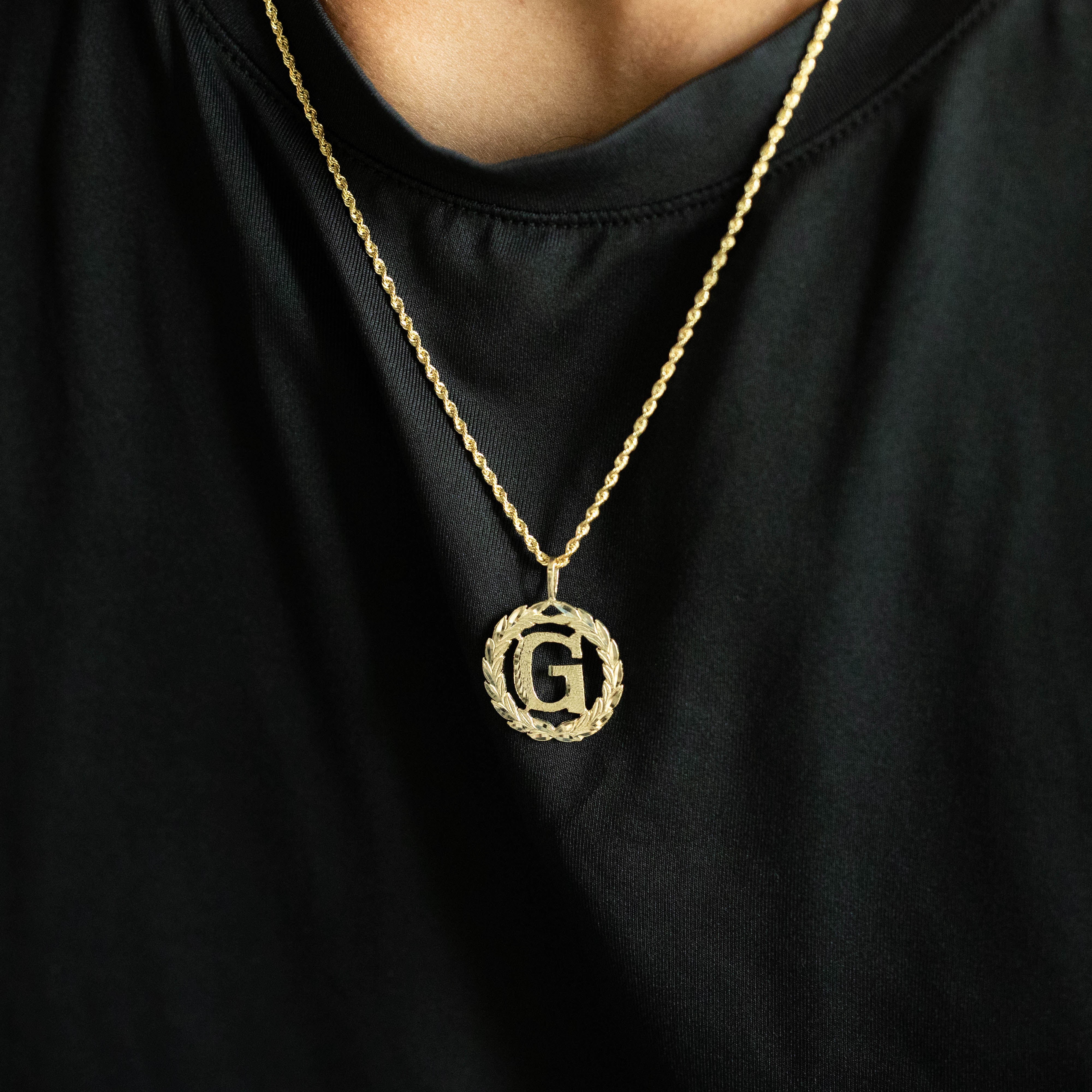 14K Gold Wreath G Initial Pendant | A-Z Pendants