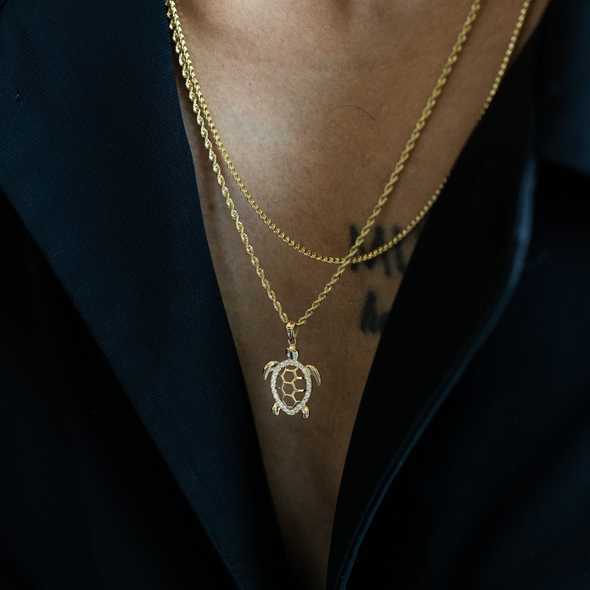 14K Gold Turtle Pendant - Model 2331