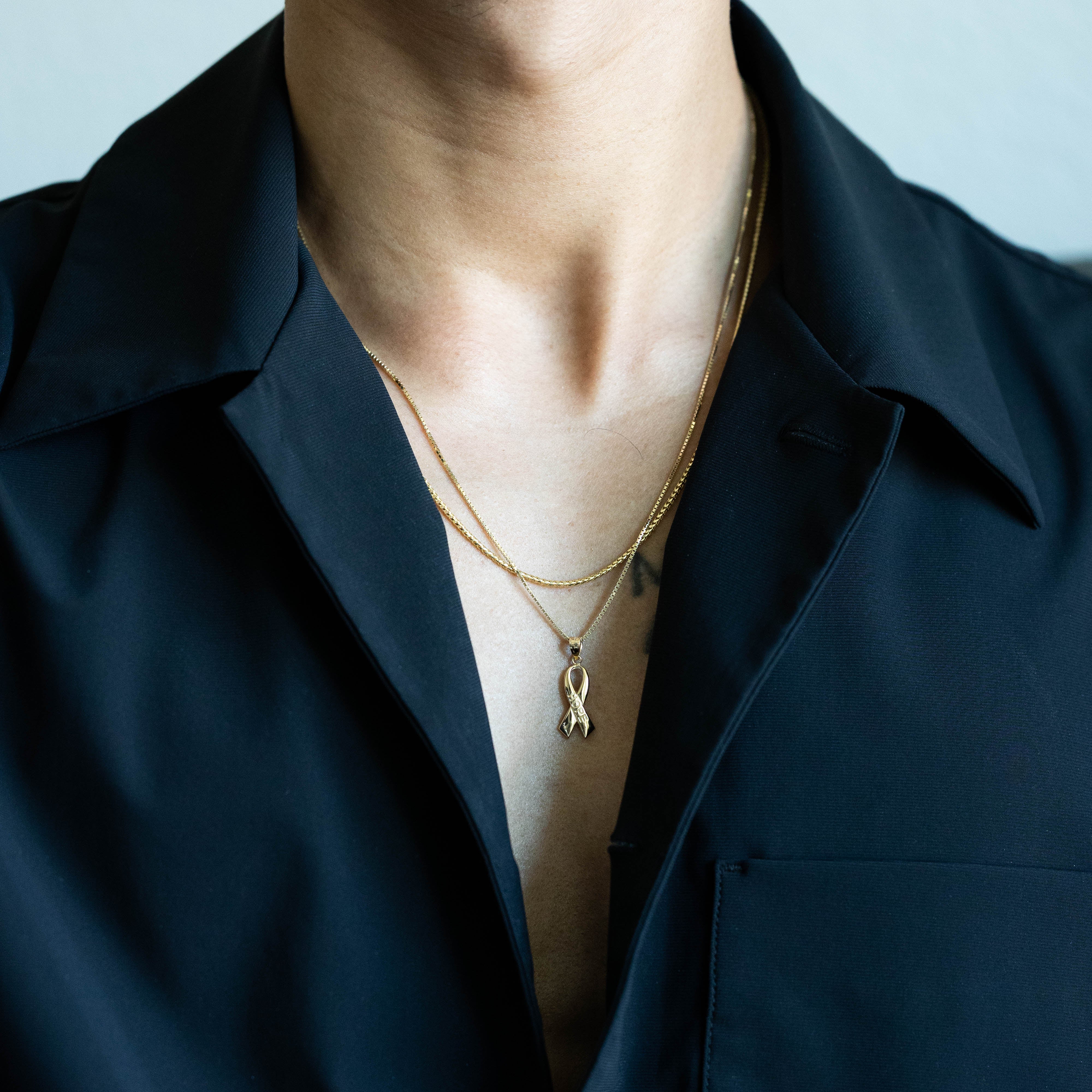 14K Gold Polished 'HOPE' Ribbon Pendant