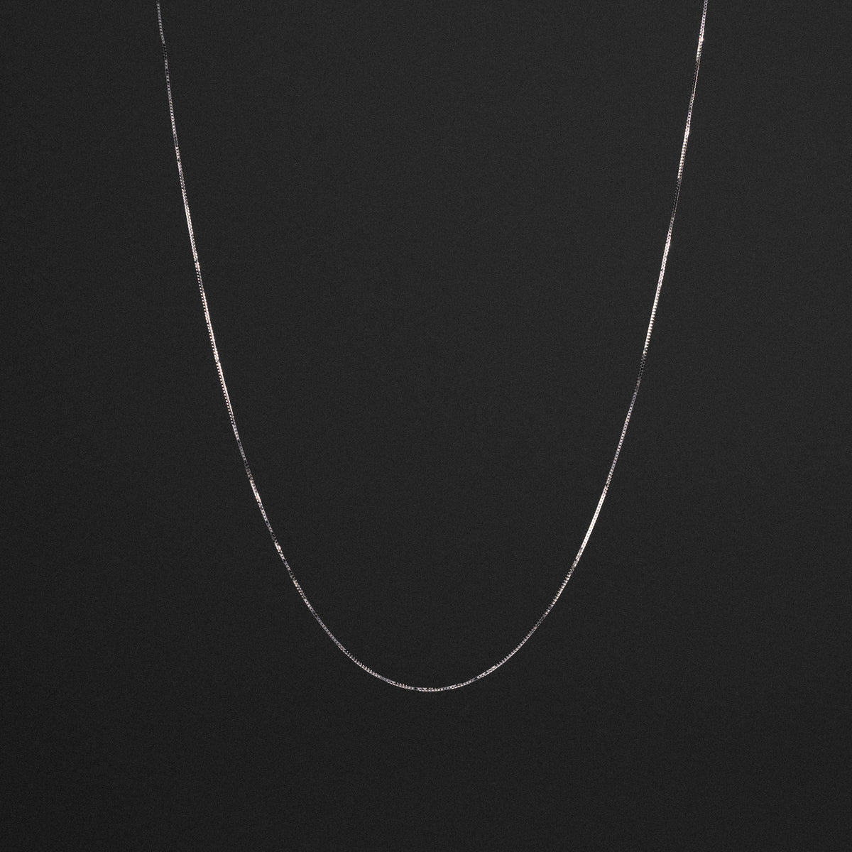 14K White Gold 0.6mm Adjust. Box Chain 20 Inch - Model CH-0174