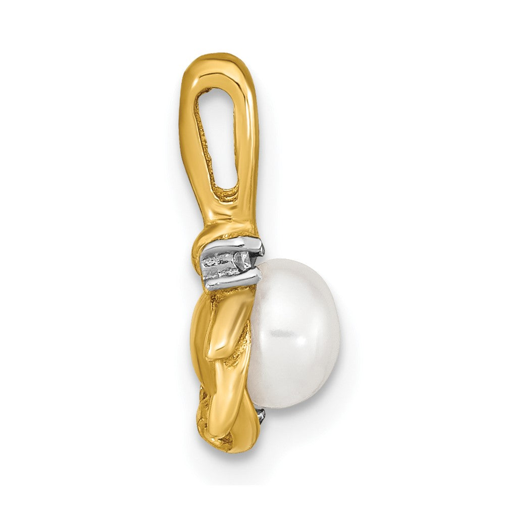 Gold Madi K 5-6mm Button White FWC Pearl .02ct. Diamond Pendant - Model SE3035 - Charlie & Co. Jewelry