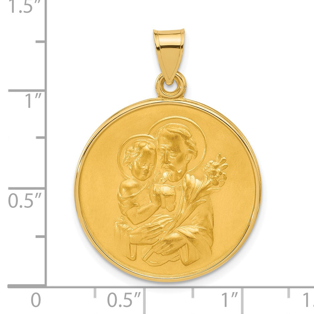 14K Gold Saint Joseph and Child Jesus Medal Pendant - Charlie & Co. Jewelry