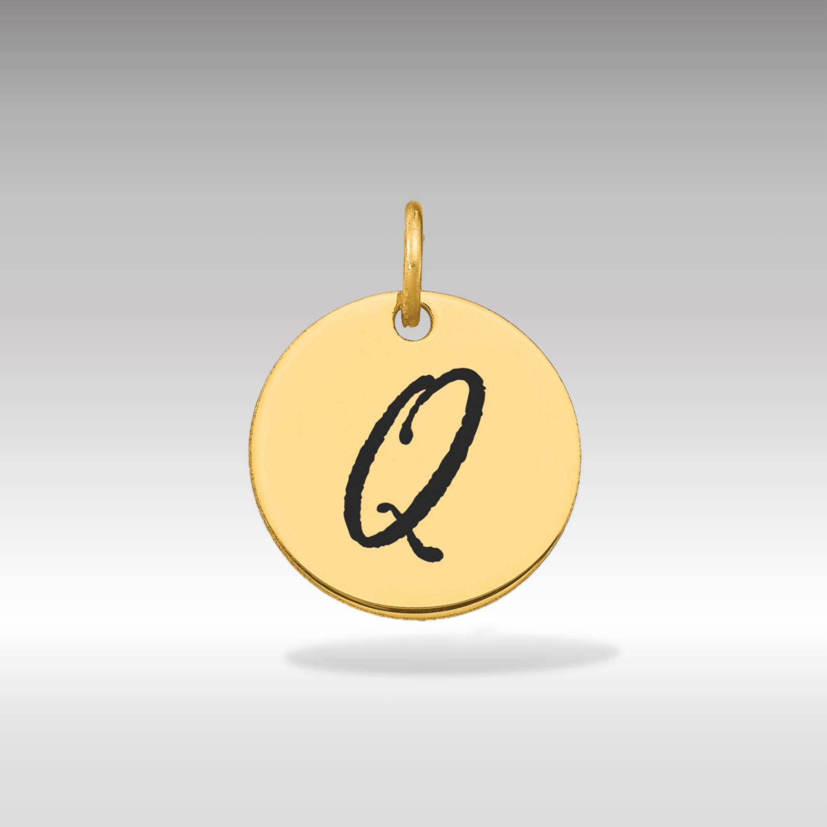 14K Gold Script Letter 'Q' Circular Charm with Black Enamel - Charlie & Co. Jewelry