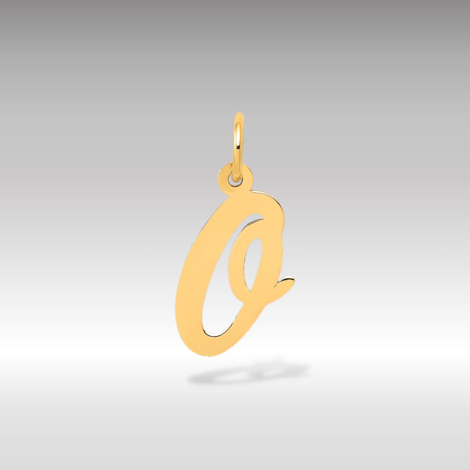 14K Gold Script Letter "O" Initial Pendant - Charlie & Co. Jewelry