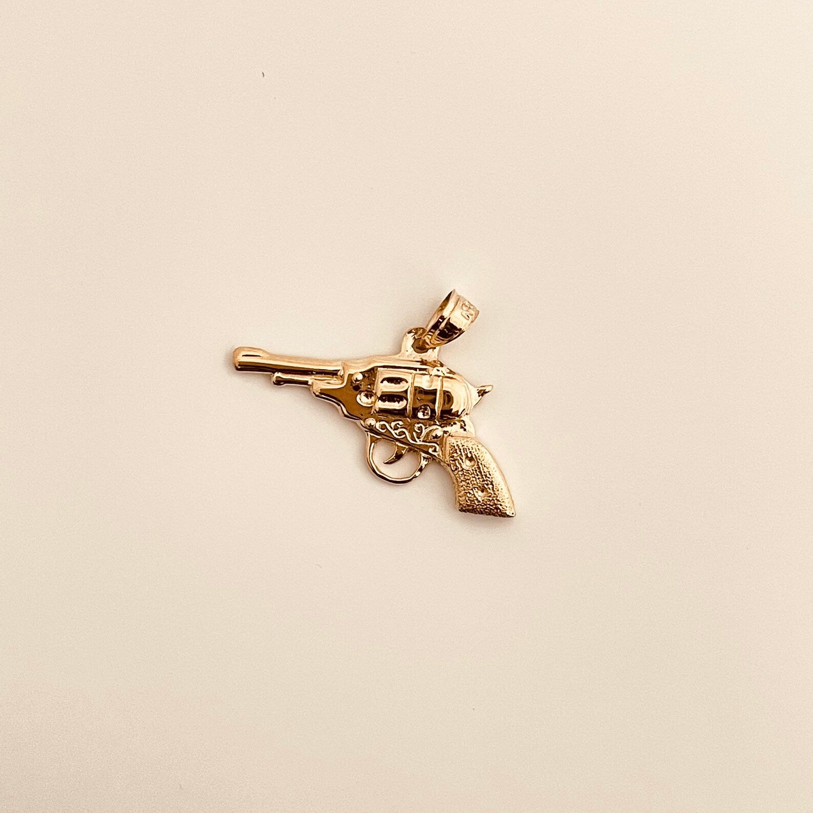 Gold Revolver Gun Pendant Model-1579 - Charlie & Co. Jewelry