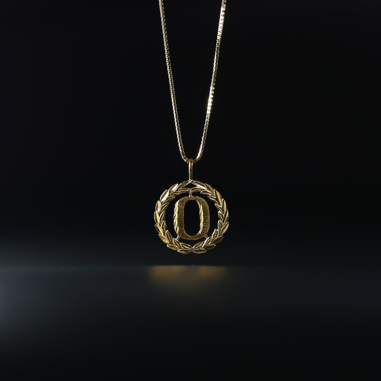 Gold Wreath O Initial Pendant | A-Z Pendants - Charlie & Co. Jewelry