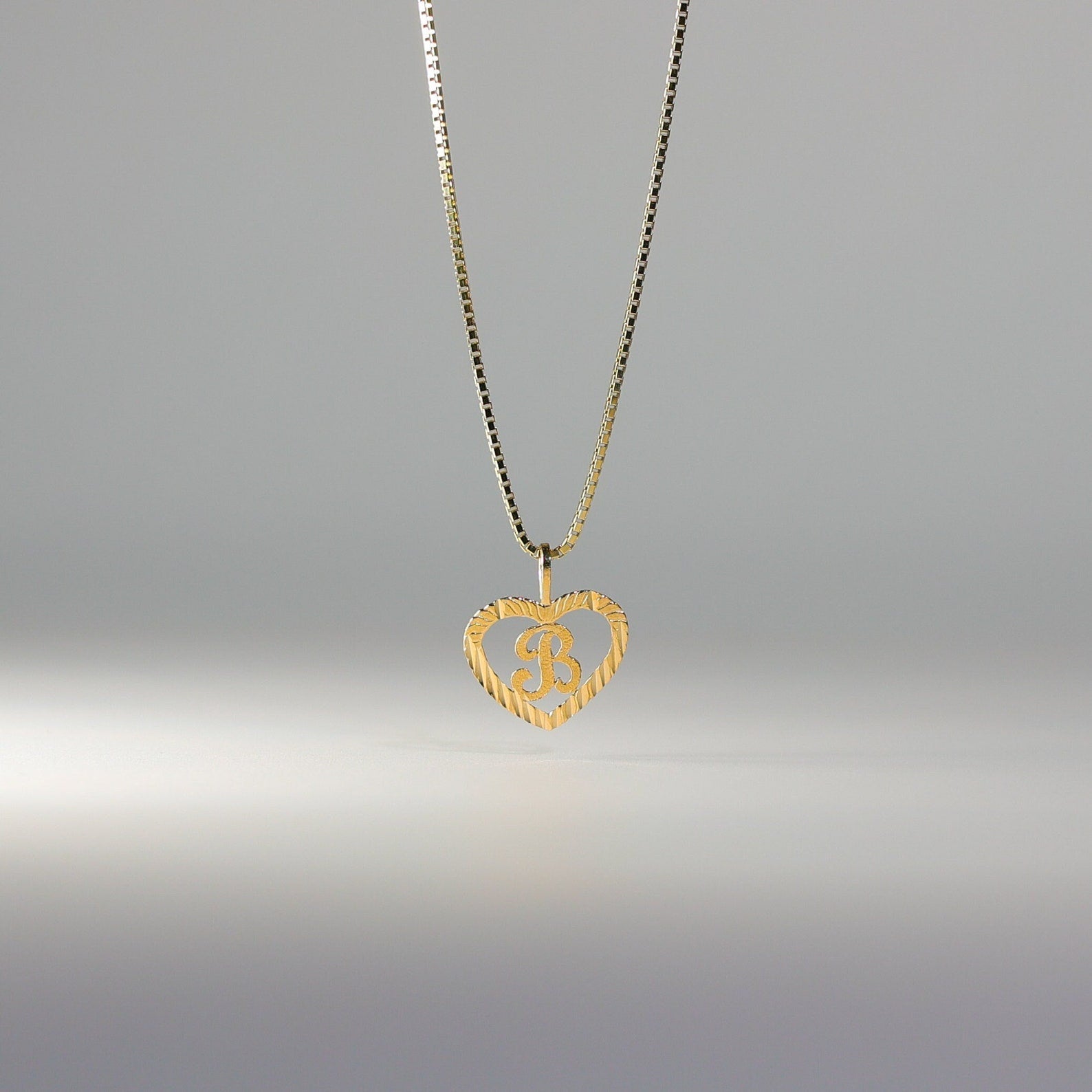Charlie And Co Jewelry Heart Shaped Gold Letter B Pendant Stylish Letter Pendants