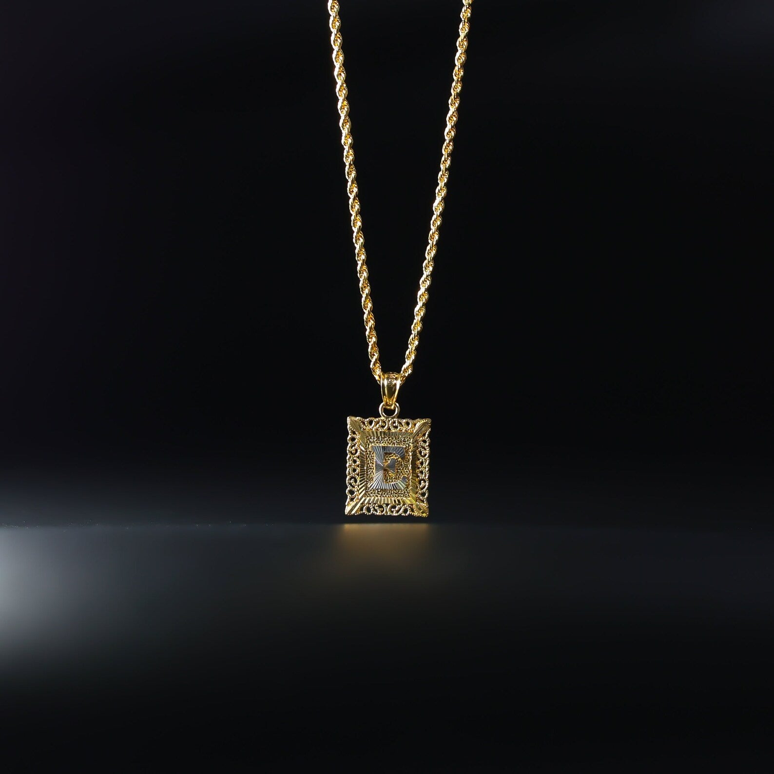 Gold Letter E Pendants | A-Z Gold Pendants - Charlie & Co. Jewelry