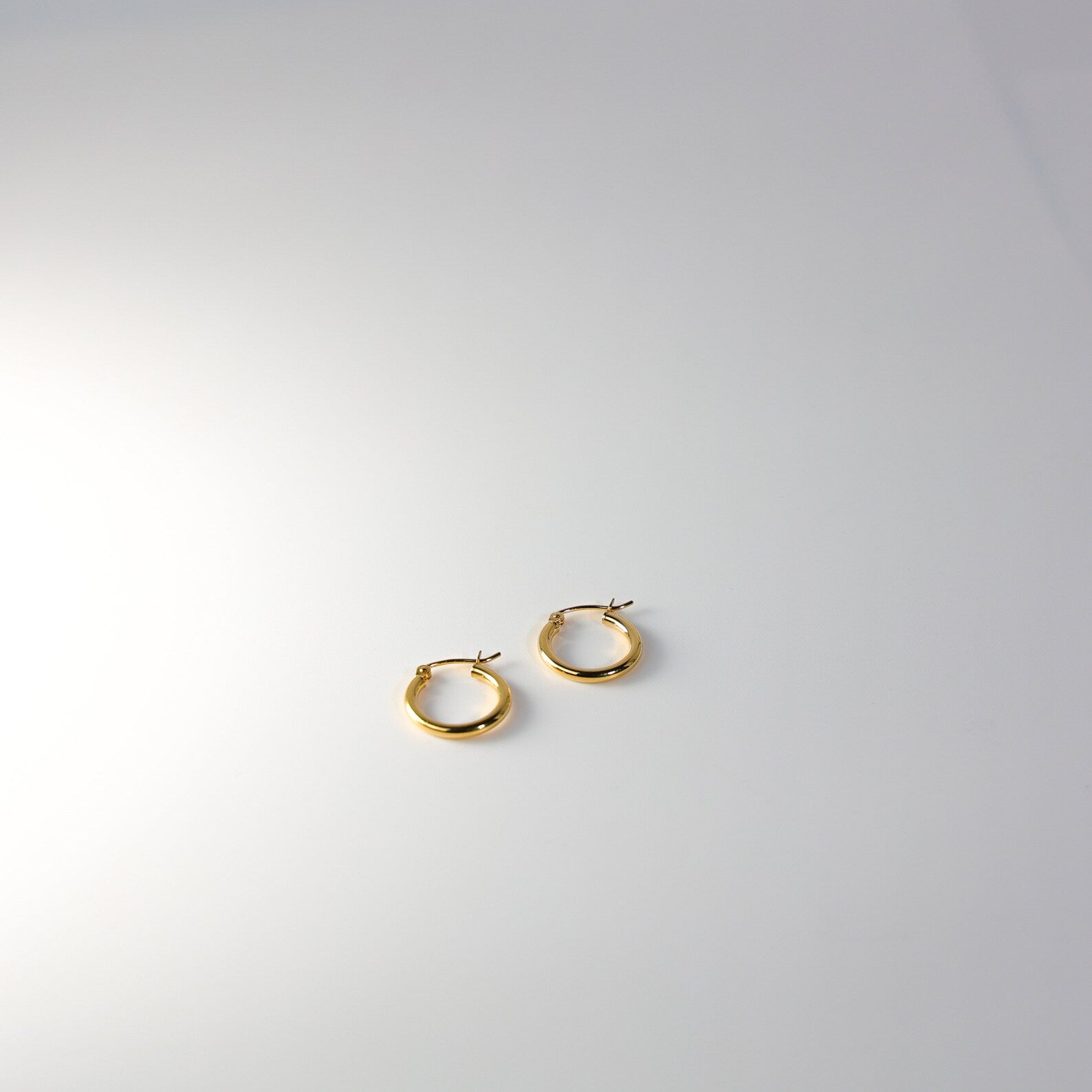 Gold Plain Huggie Hoop Earrings - 2 MM Thickness - 15 MM Wide - Charlie & Co. Jewelry