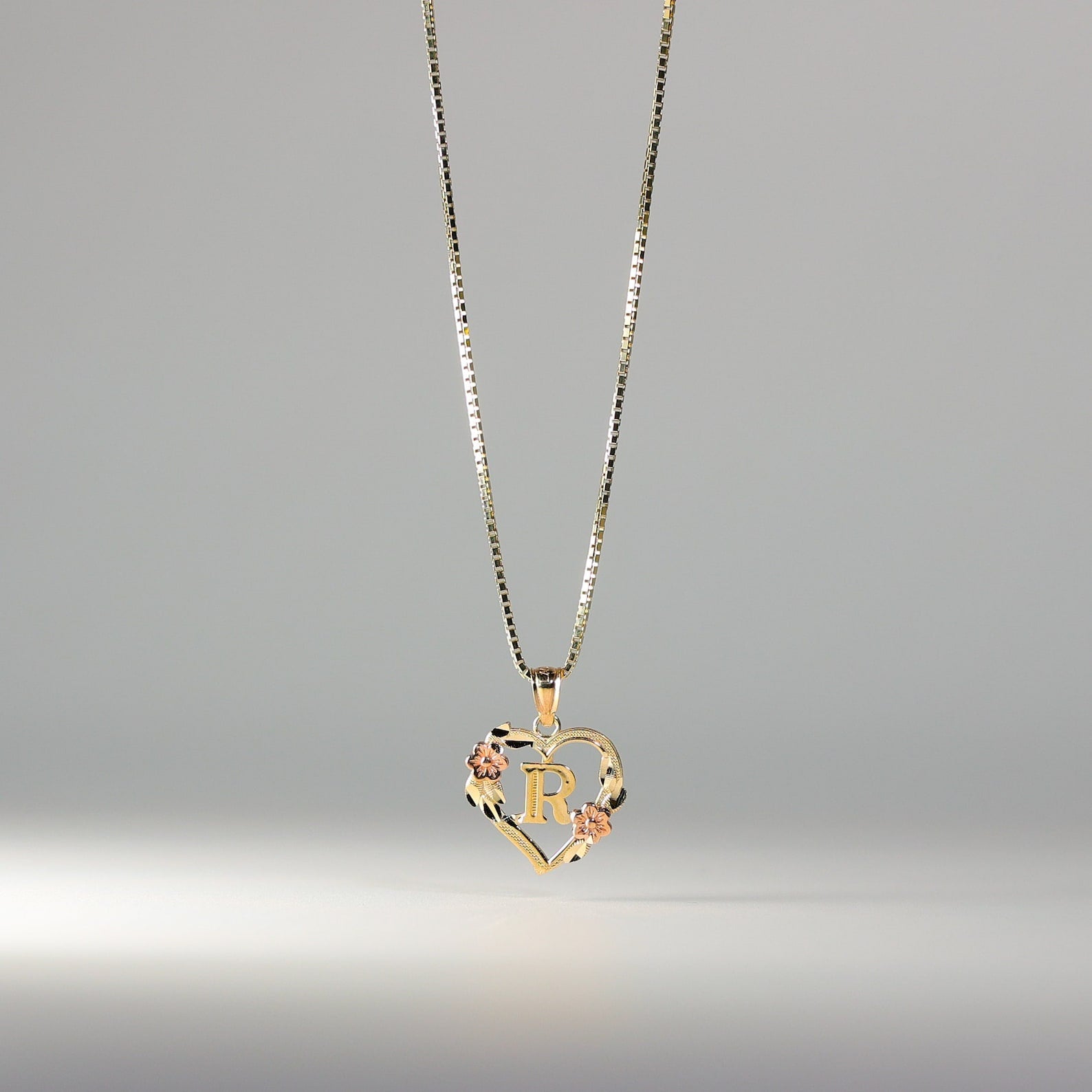Gold Heart Initial R Pendant | A-Z Pendants - Charlie & Co. Jewelry
