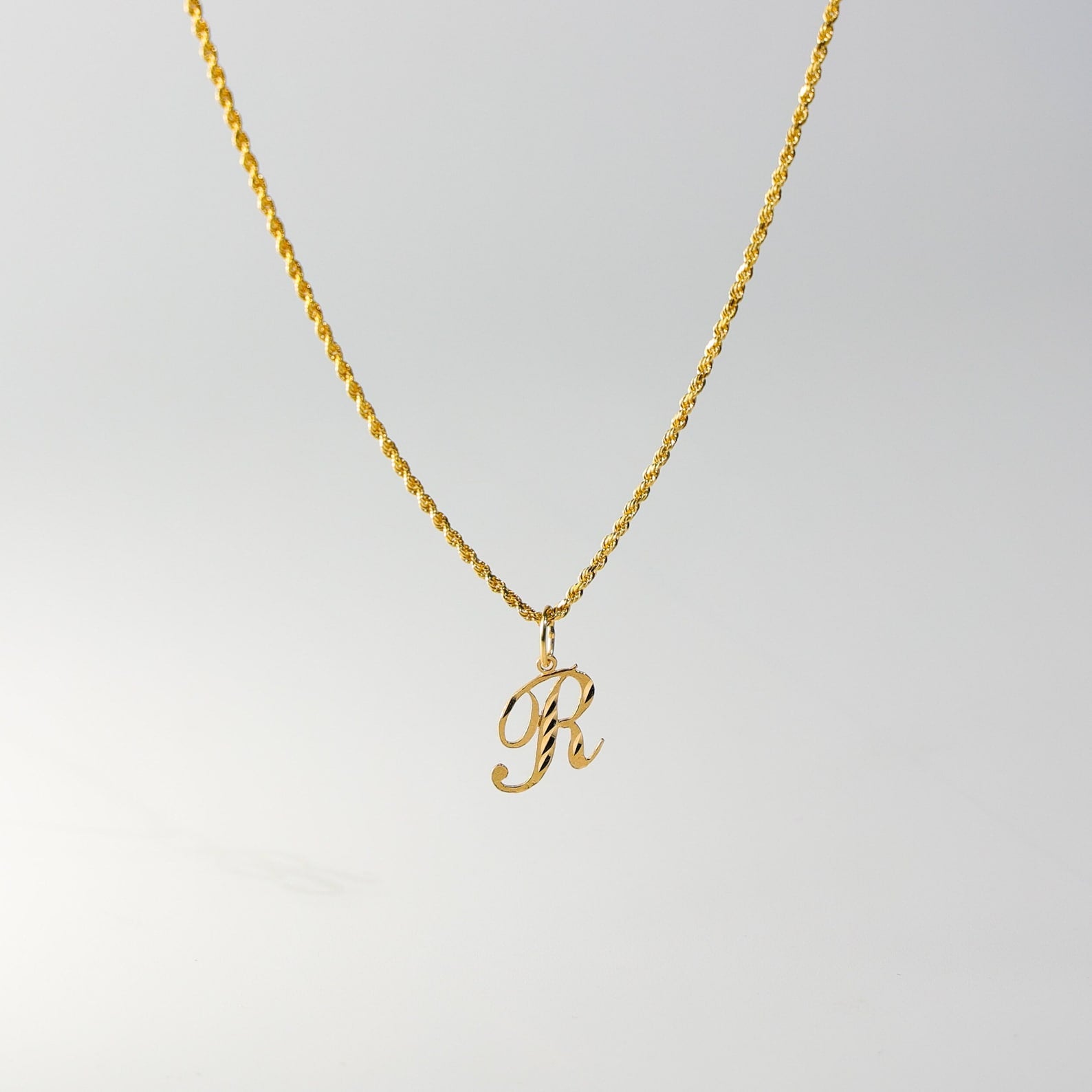 Engraved Initial Pendant, Letter R Personalized Initial Necklace, Gold  Bridesmaid Gift, Monogram Coin Pendant